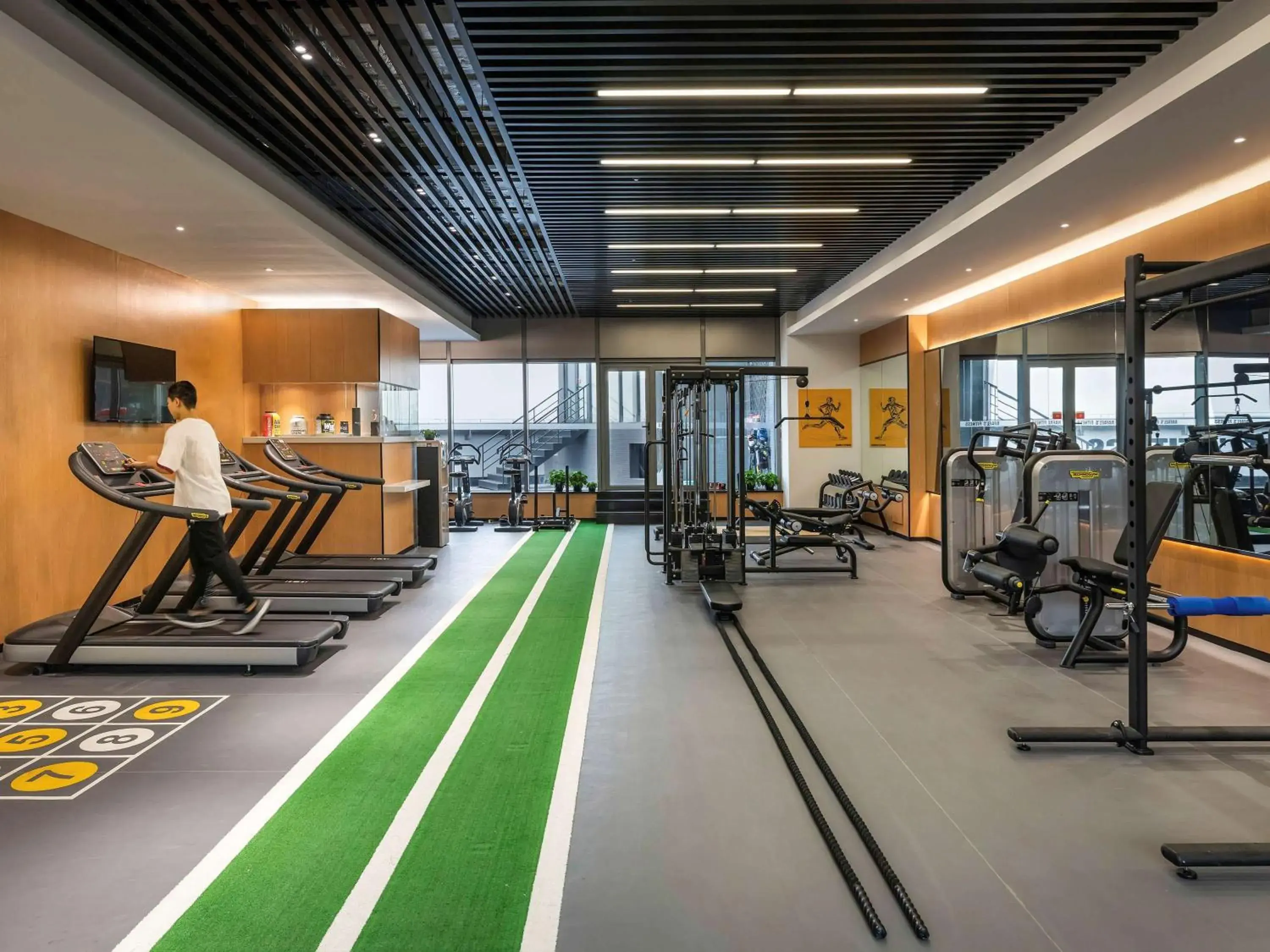 Fitness centre/facilities in Novotel Suites Shanghai Hongqiao Fitness centre/facilities in Novotel Suites Shanghai Hongqiao