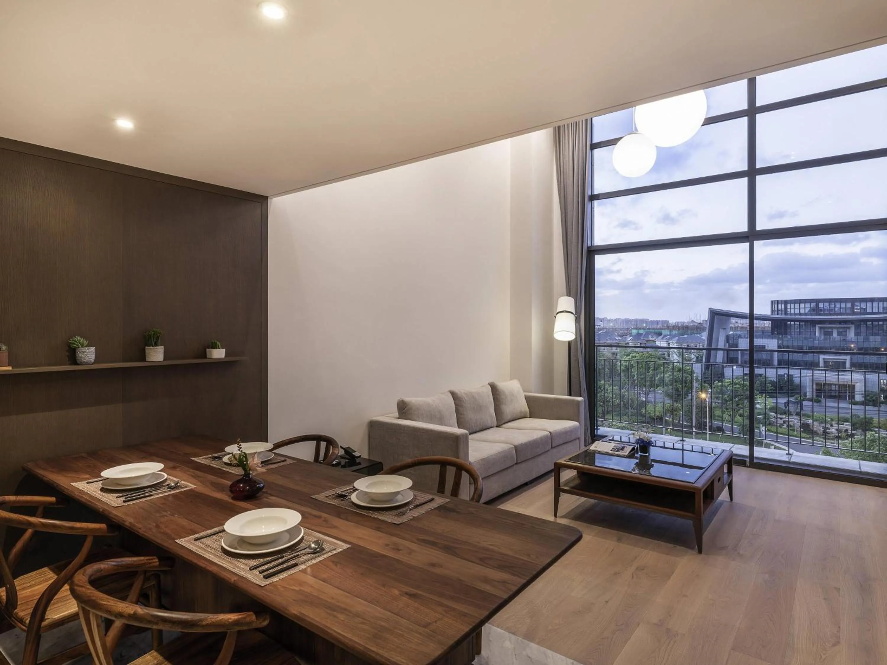 Bedroom in Novotel Suites Shanghai Hongqiao