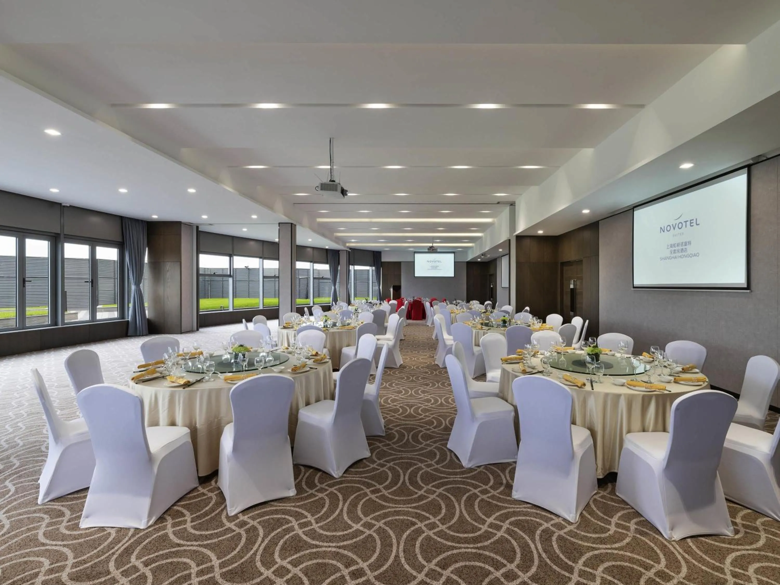 Meeting/conference room in Novotel Suites Shanghai Hongqiao