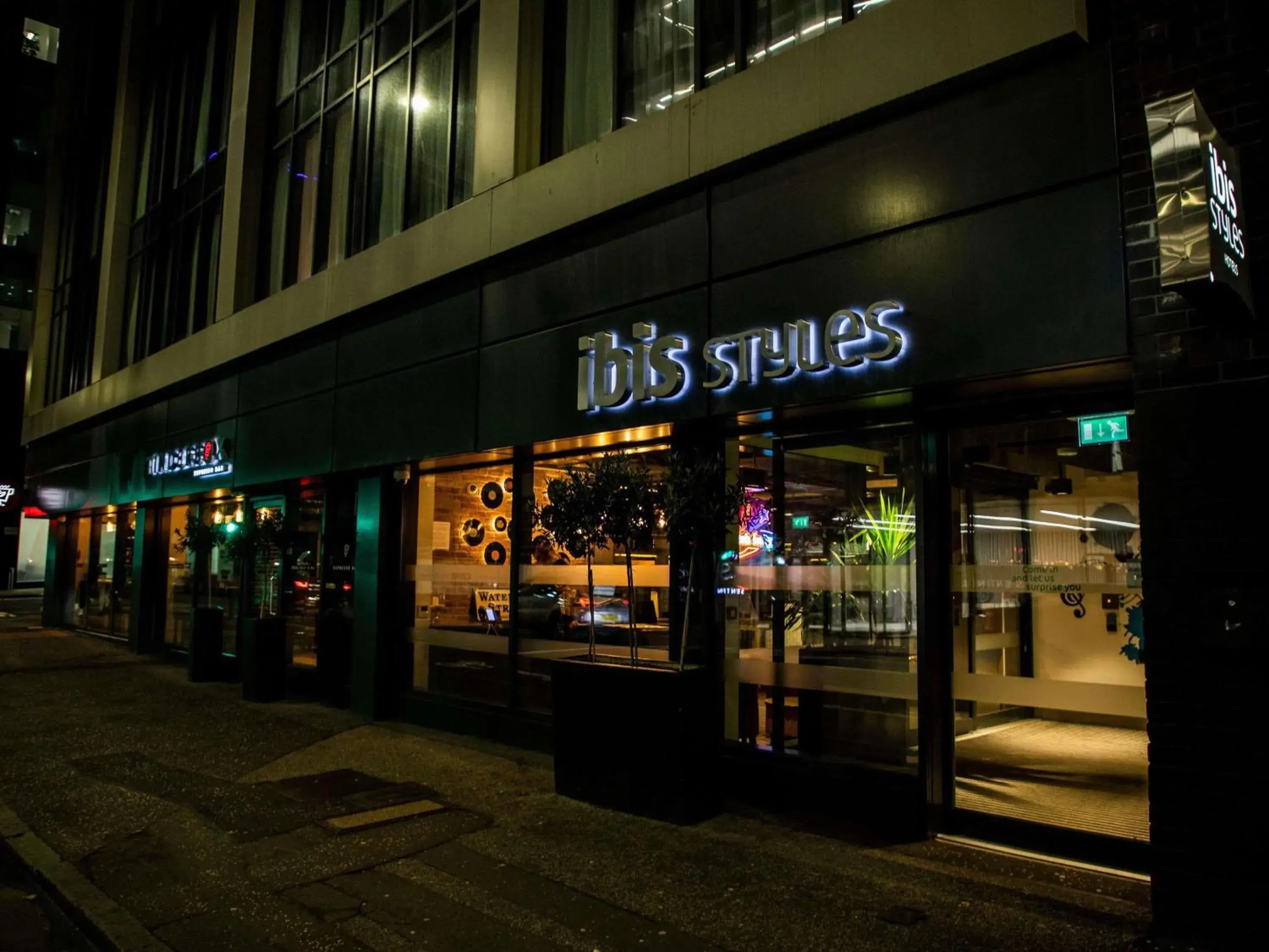 Property building in ibis Styles Glasgow Central Property building in ibis Styles Glasgow Central