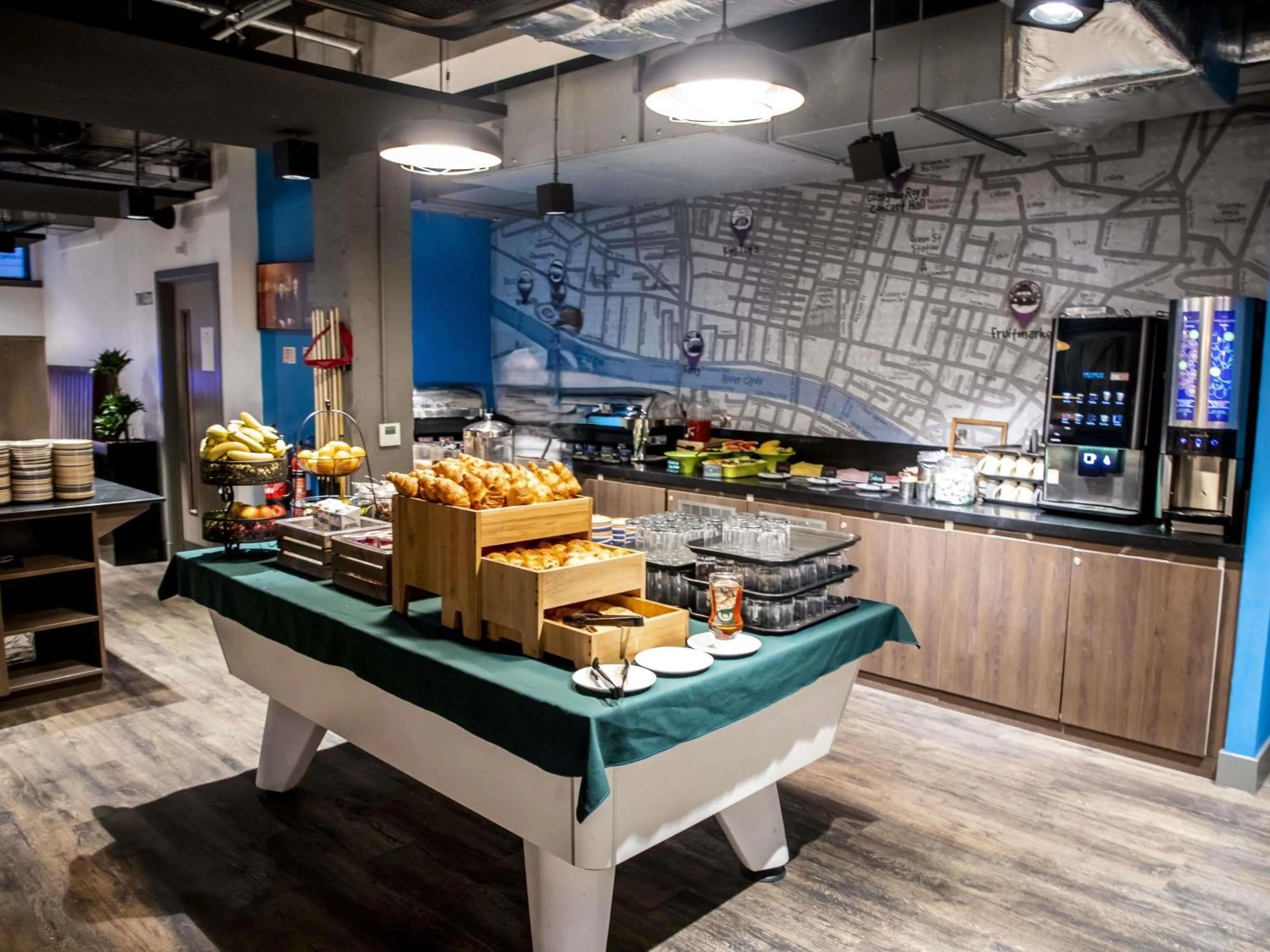 Restaurant/places to eat in ibis Styles Glasgow Central