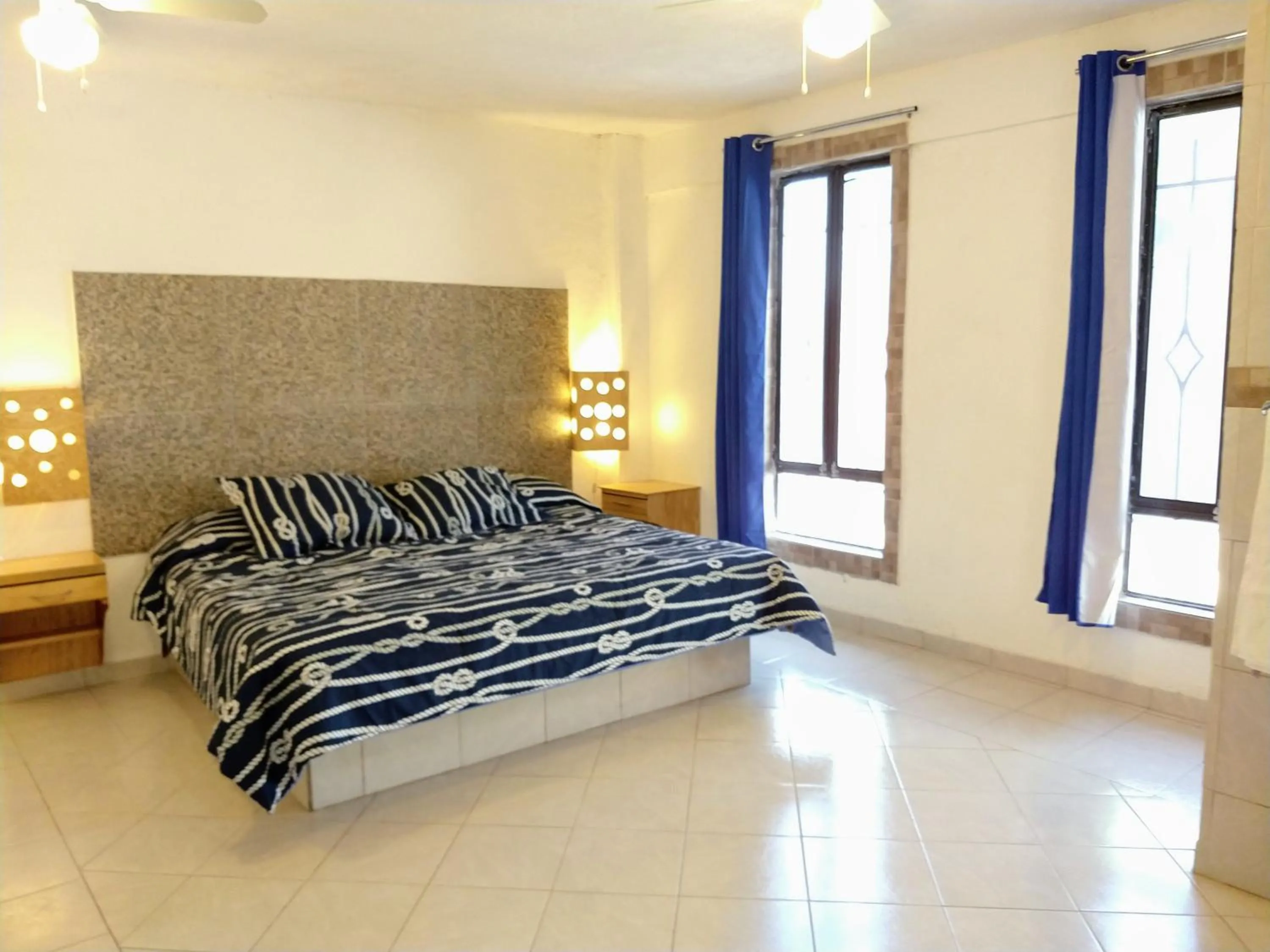 Bedroom in Hotel Alcatraces