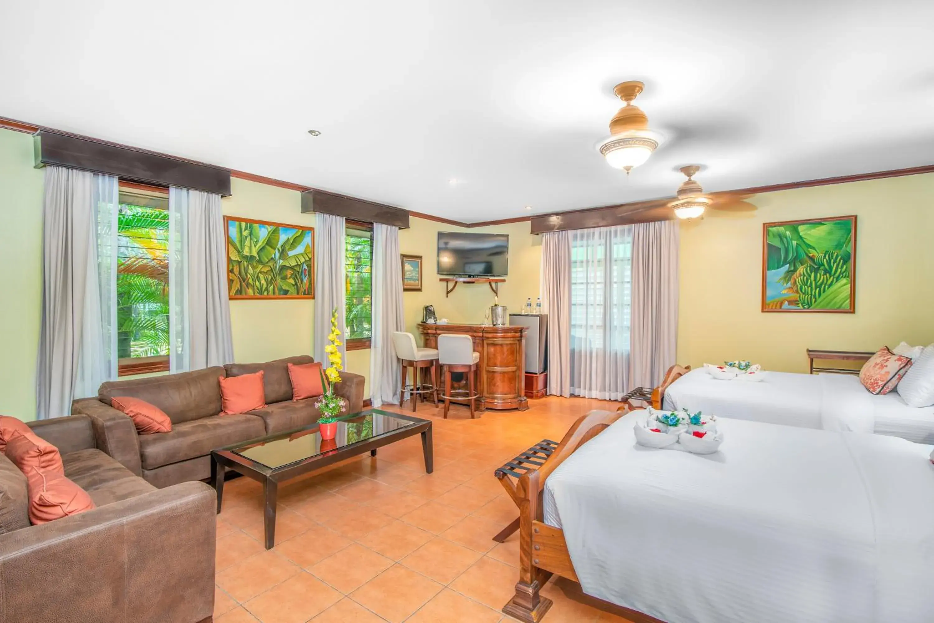 Junior Suite in Hotel Casa Roland Golfito Resort Junior Suite in Hotel Casa Roland Golfito Resort