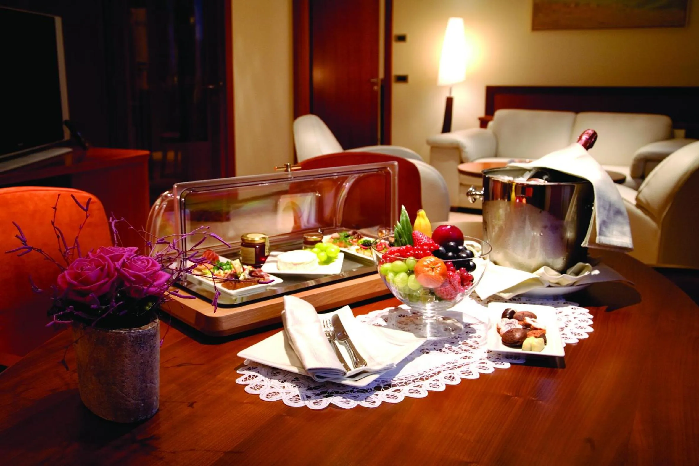 Food and drinks in Perla, Resort & Entertainment