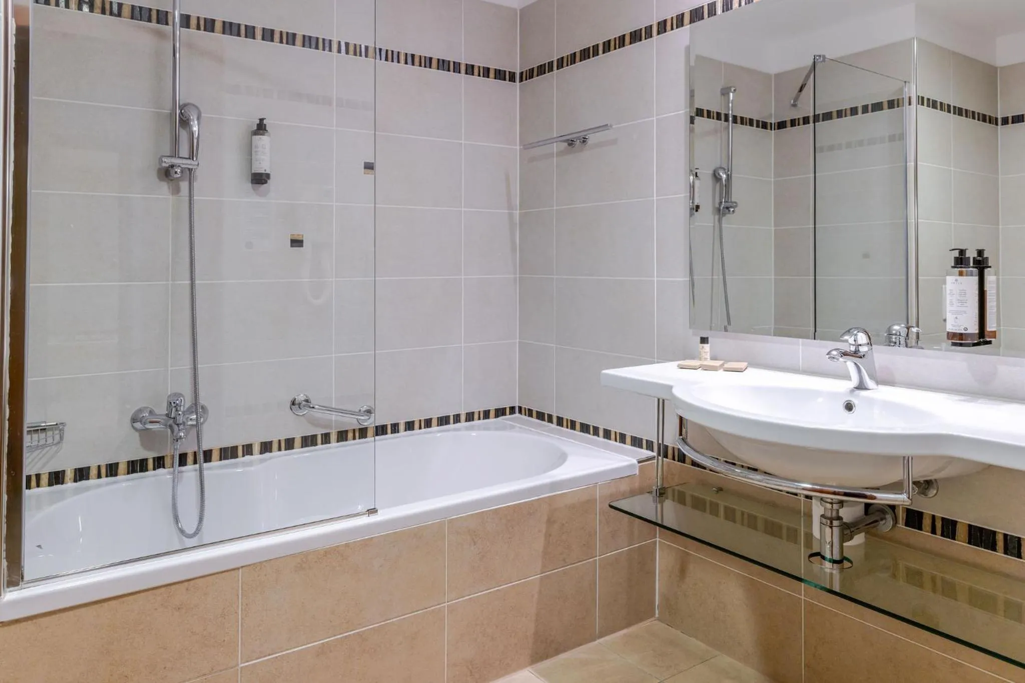 Bathroom in Perla, Resort & Entertainment