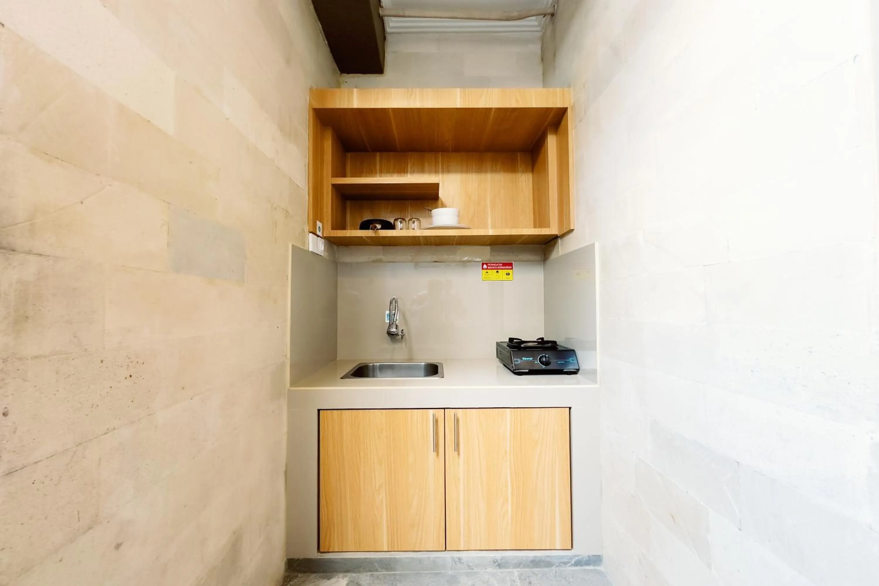 Kitchen or kitchenette in Lembayung Sari Homestay