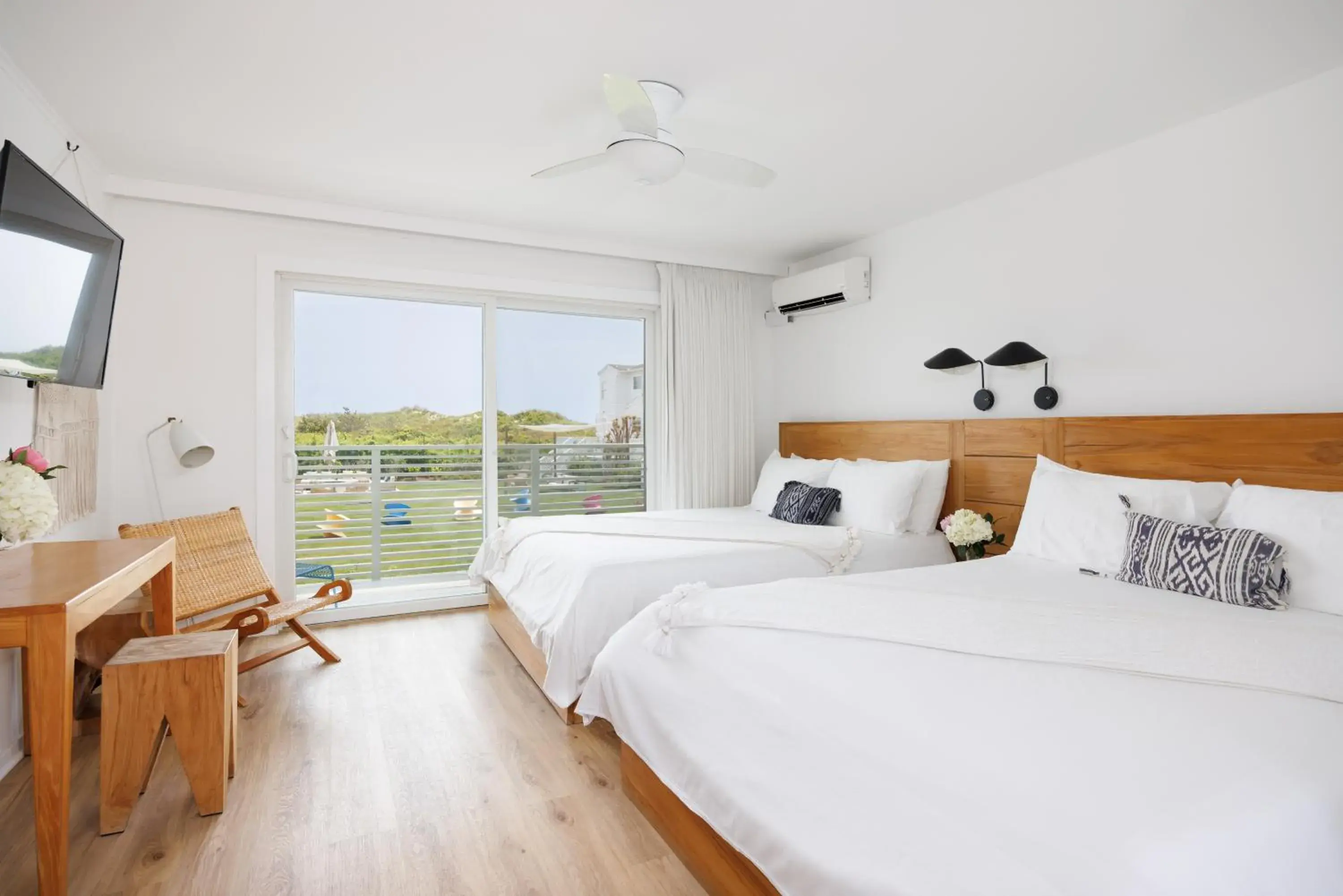 Bedroom, Bed in Hero Beach Club Bedroom, Bed in Hero Beach Club