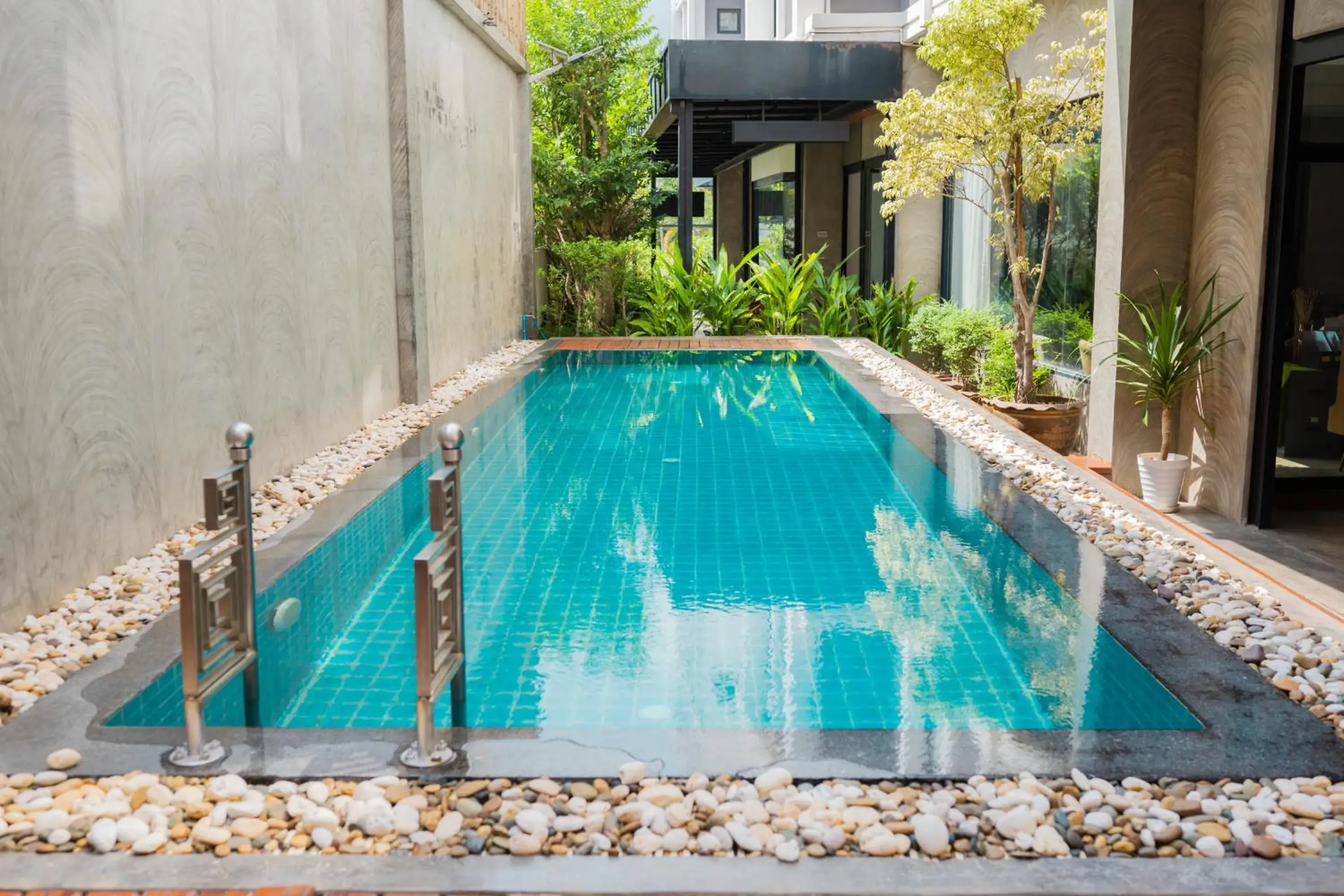 Swimming pool in S 2 Modern Boutique Hotel Swimming pool in S 2 Modern Boutique Hotel