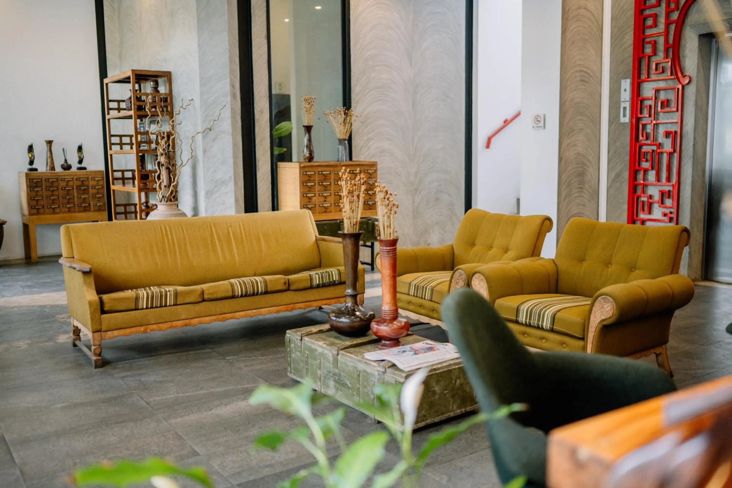 Seating area in S 2 Modern Boutique Hotel
