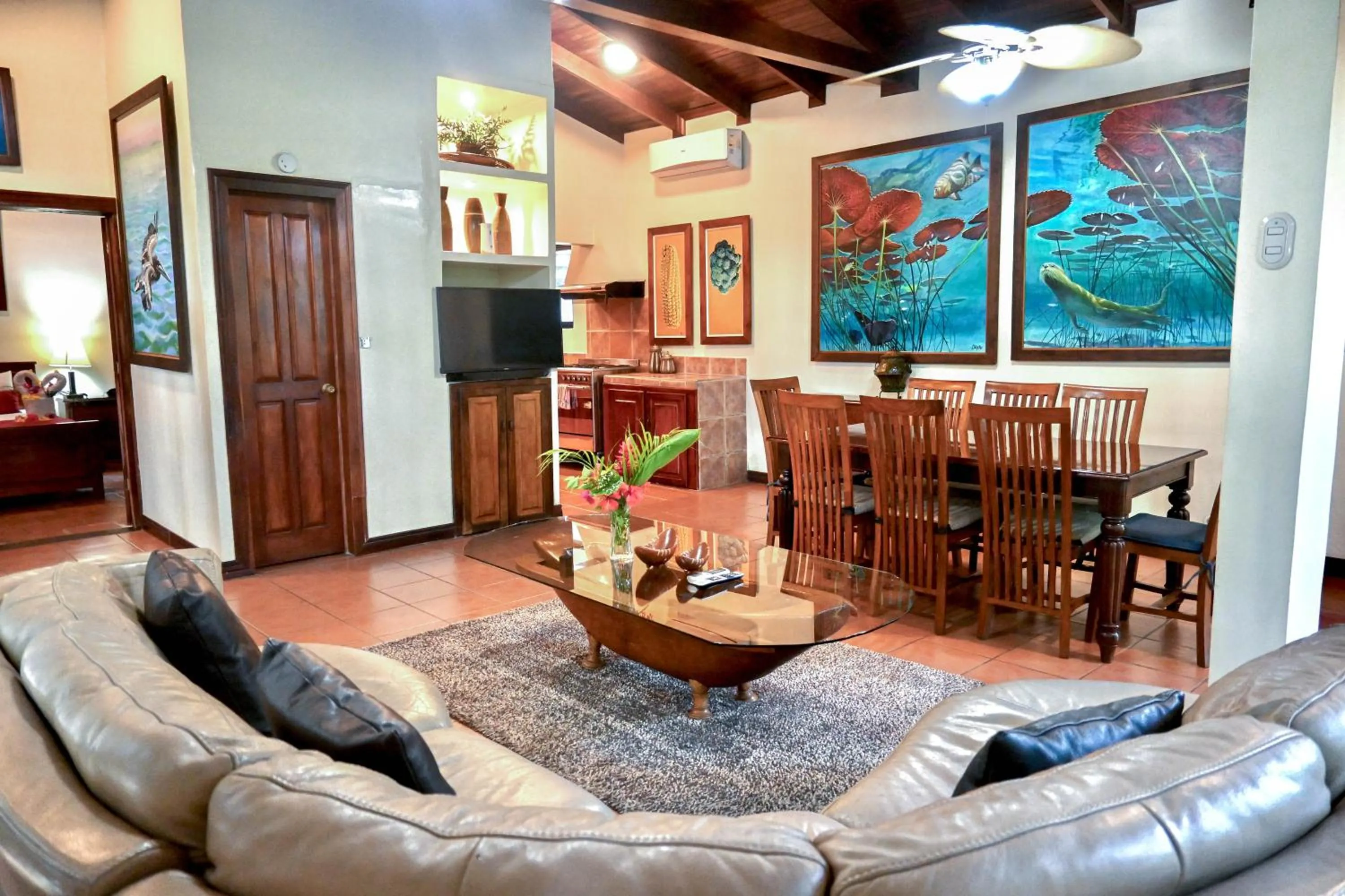 Dining area in Hotel Villas Lirio