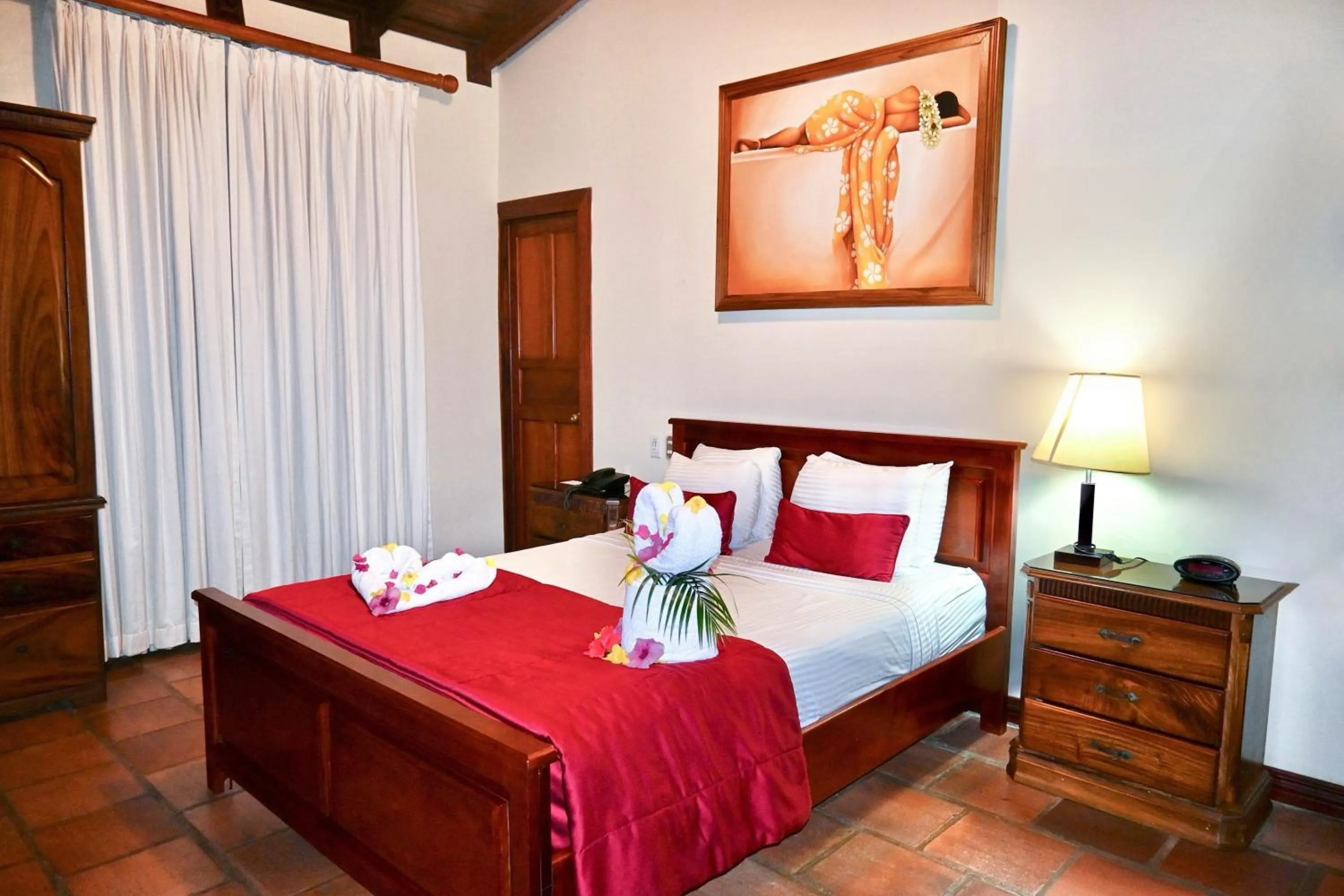 Bed in Hotel Villas Lirio