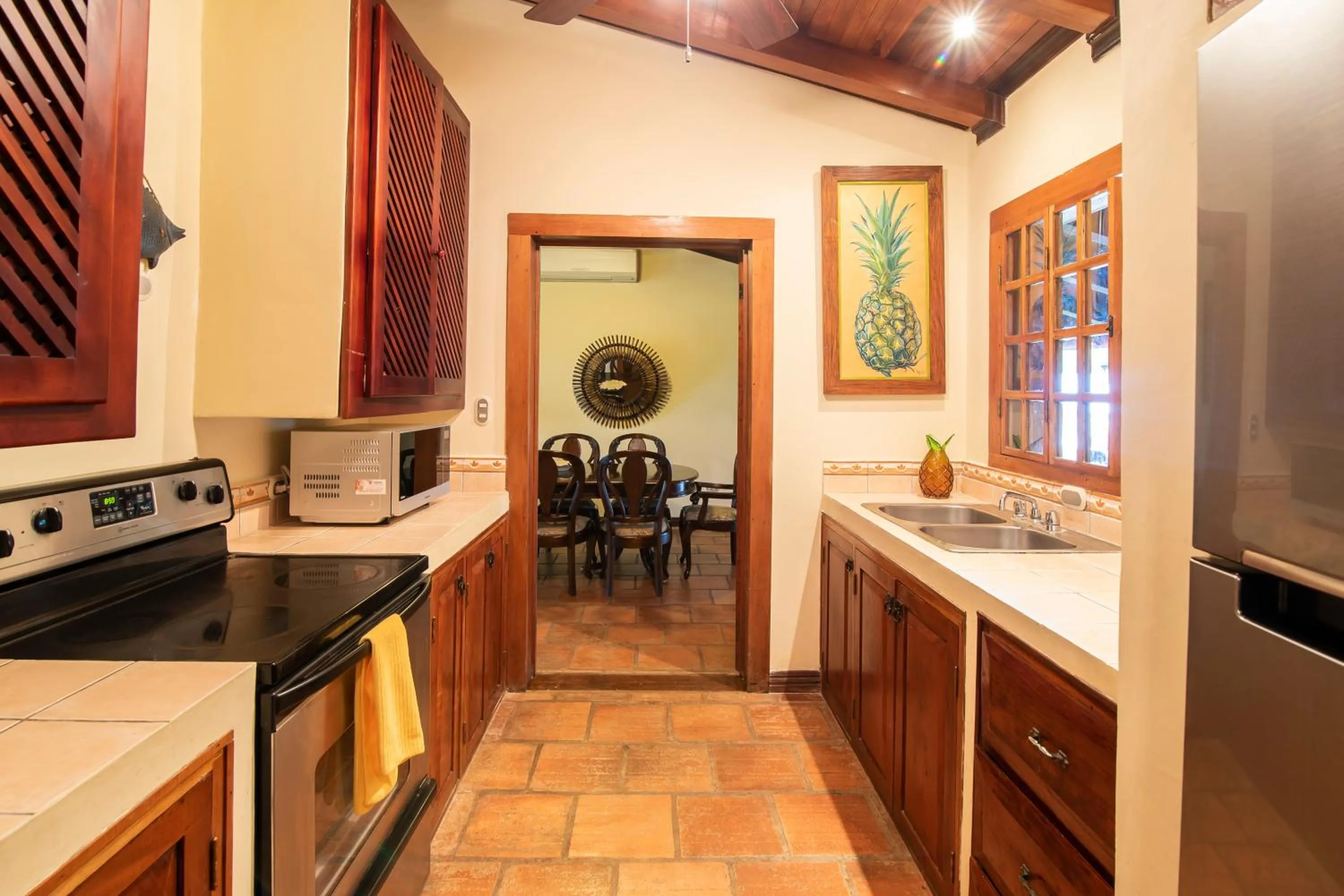 Kitchen or kitchenette in Hotel Villas Lirio