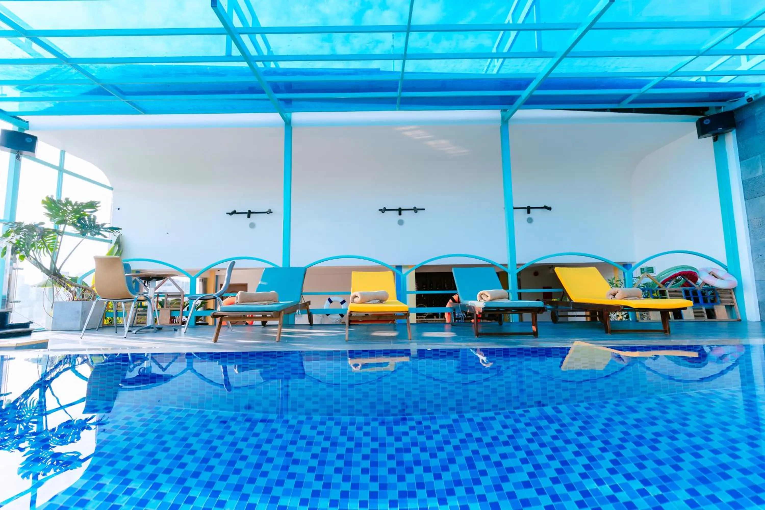 Swimming pool in DAHLIALAND SAIGON HOTEL & SWIMMING PooL