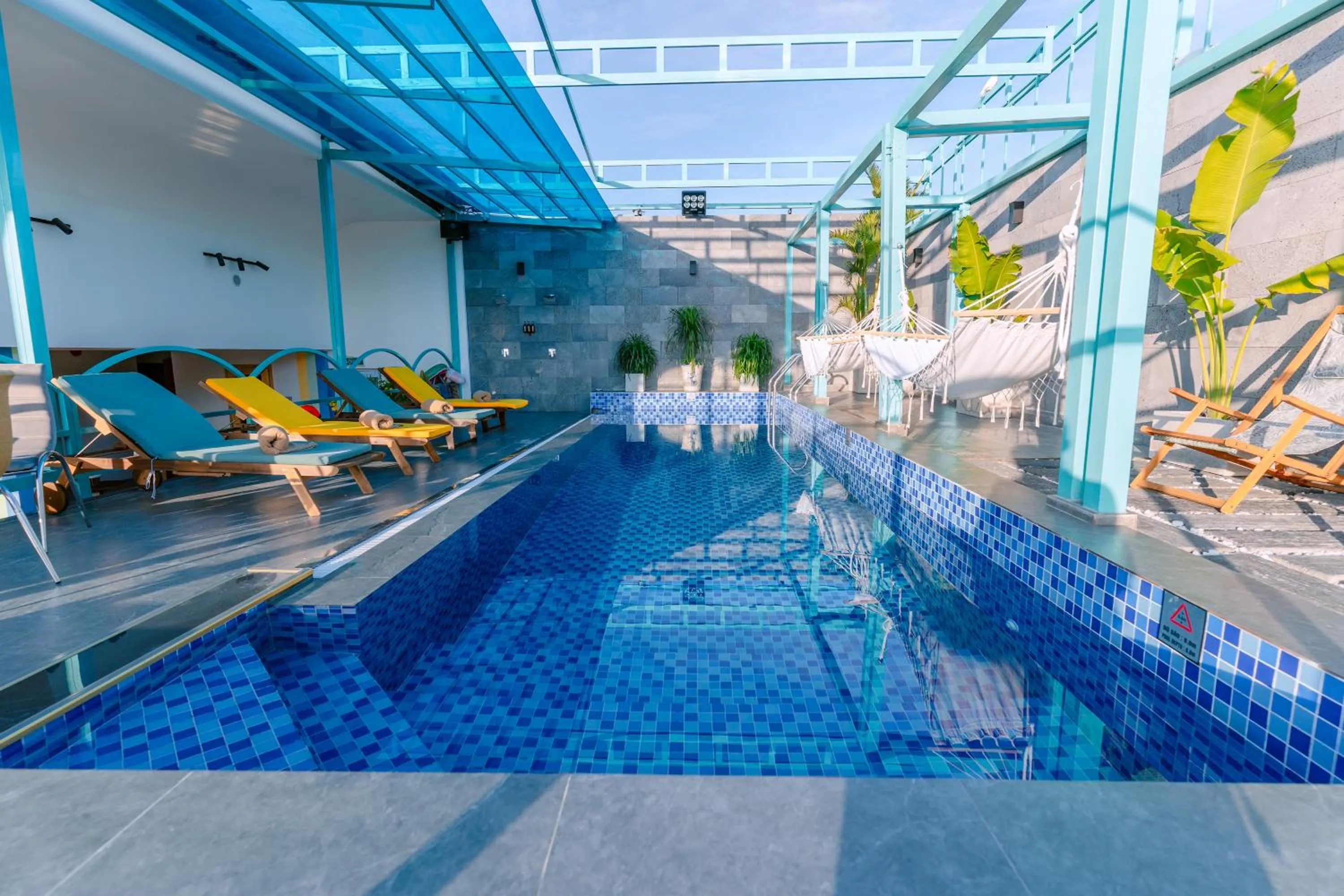 Fitness centre/facilities in DAHLIALAND SAIGON HOTEL & SWIMMING PooL