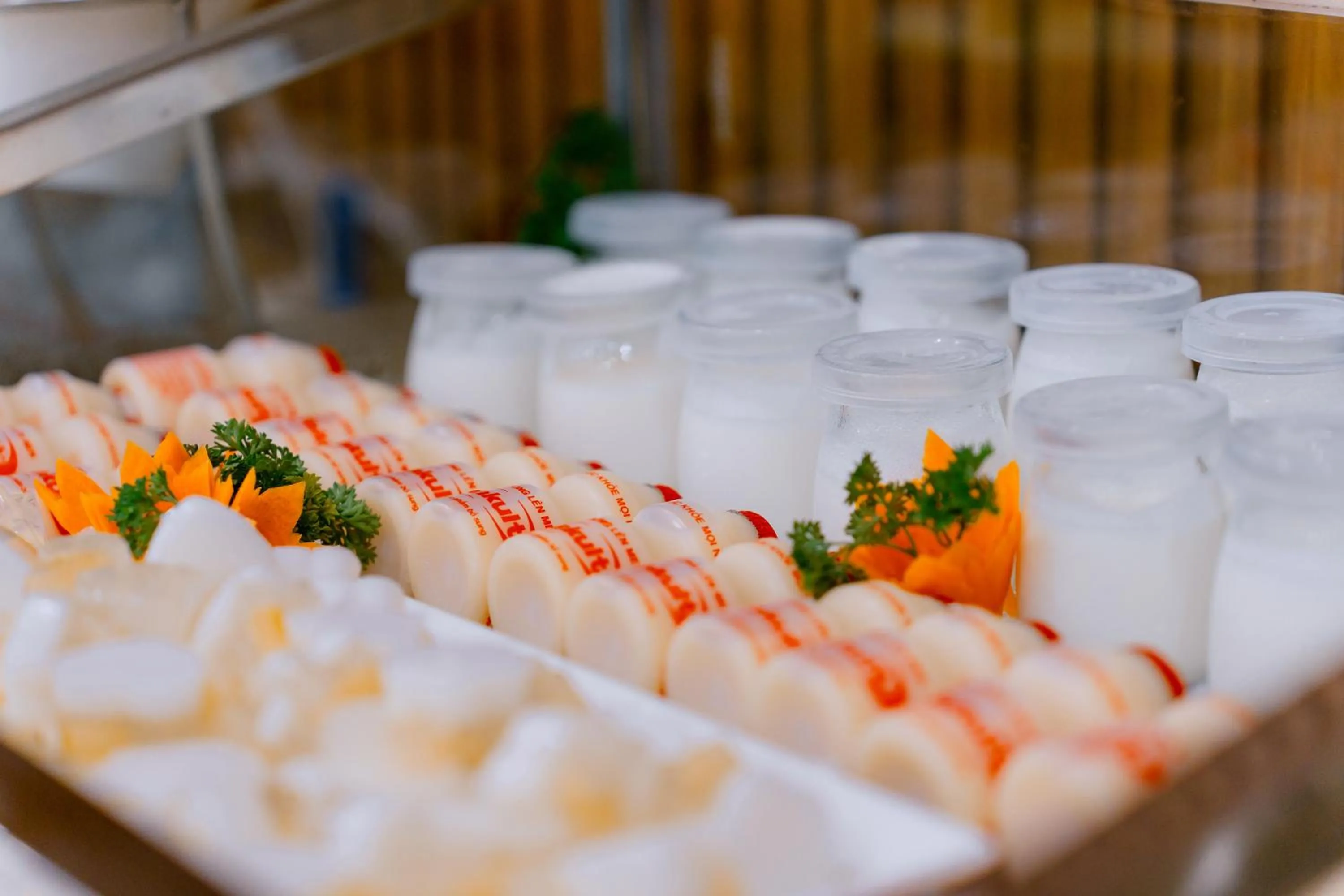 Food and drinks in DAHLIALAND SAIGON HOTEL & SWIMMING PooL