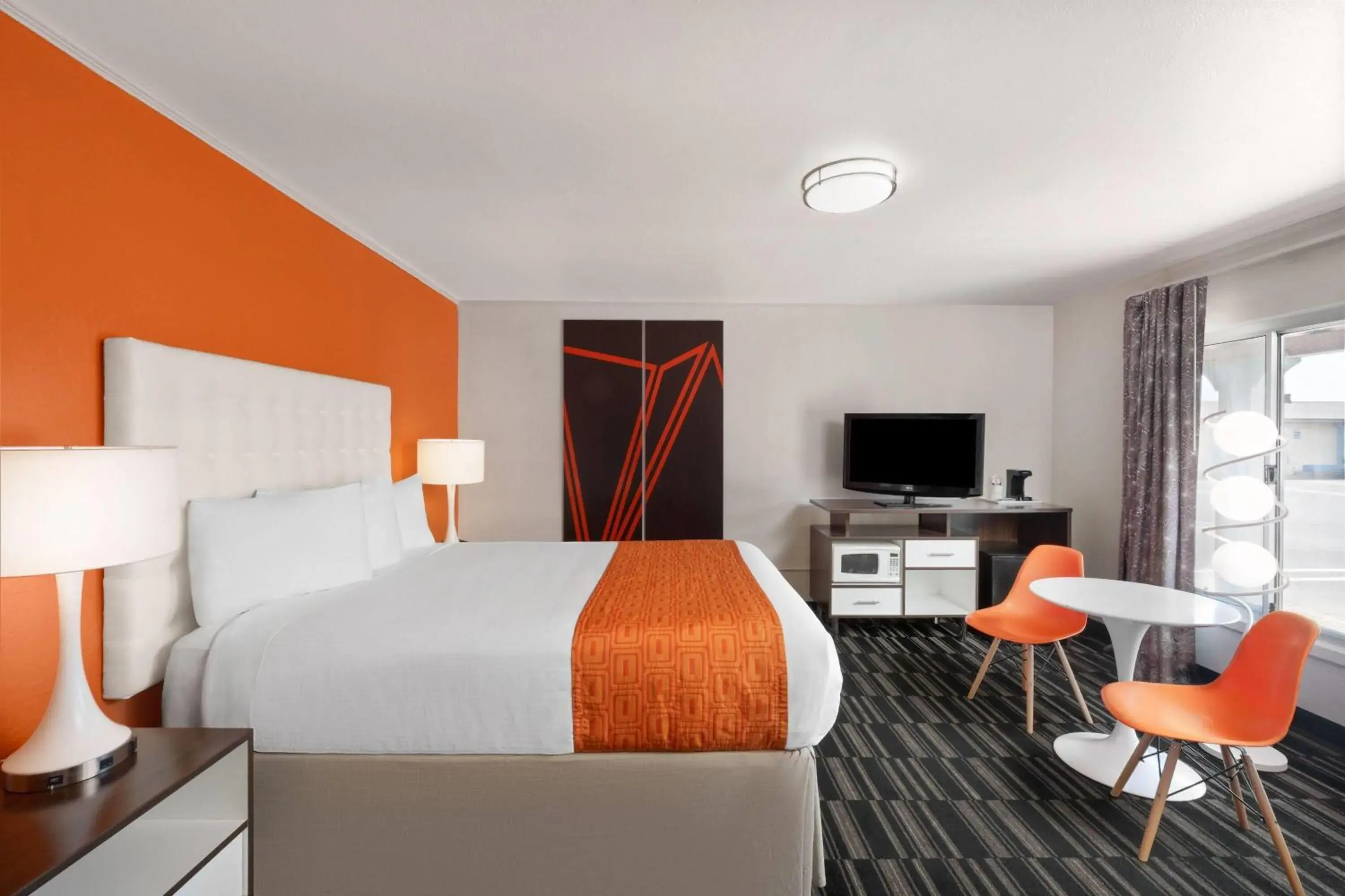 Photo of the whole room, Bed in Howard Johnson by Wyndham Modesto Ceres Photo of the whole room, Bed in Howard Johnson by Wyndham Modesto Ceres