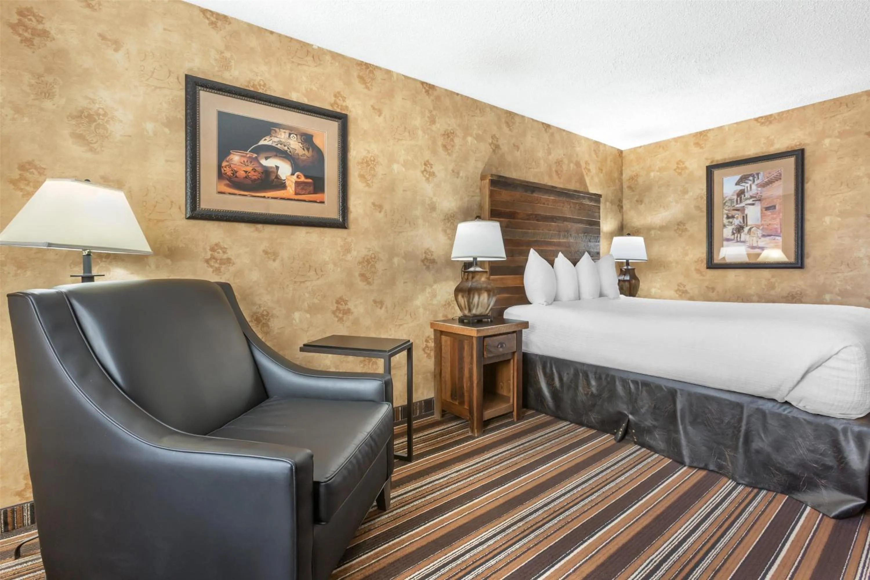 Bedroom, Bed in Best Western Plus Inn of Santa Fe