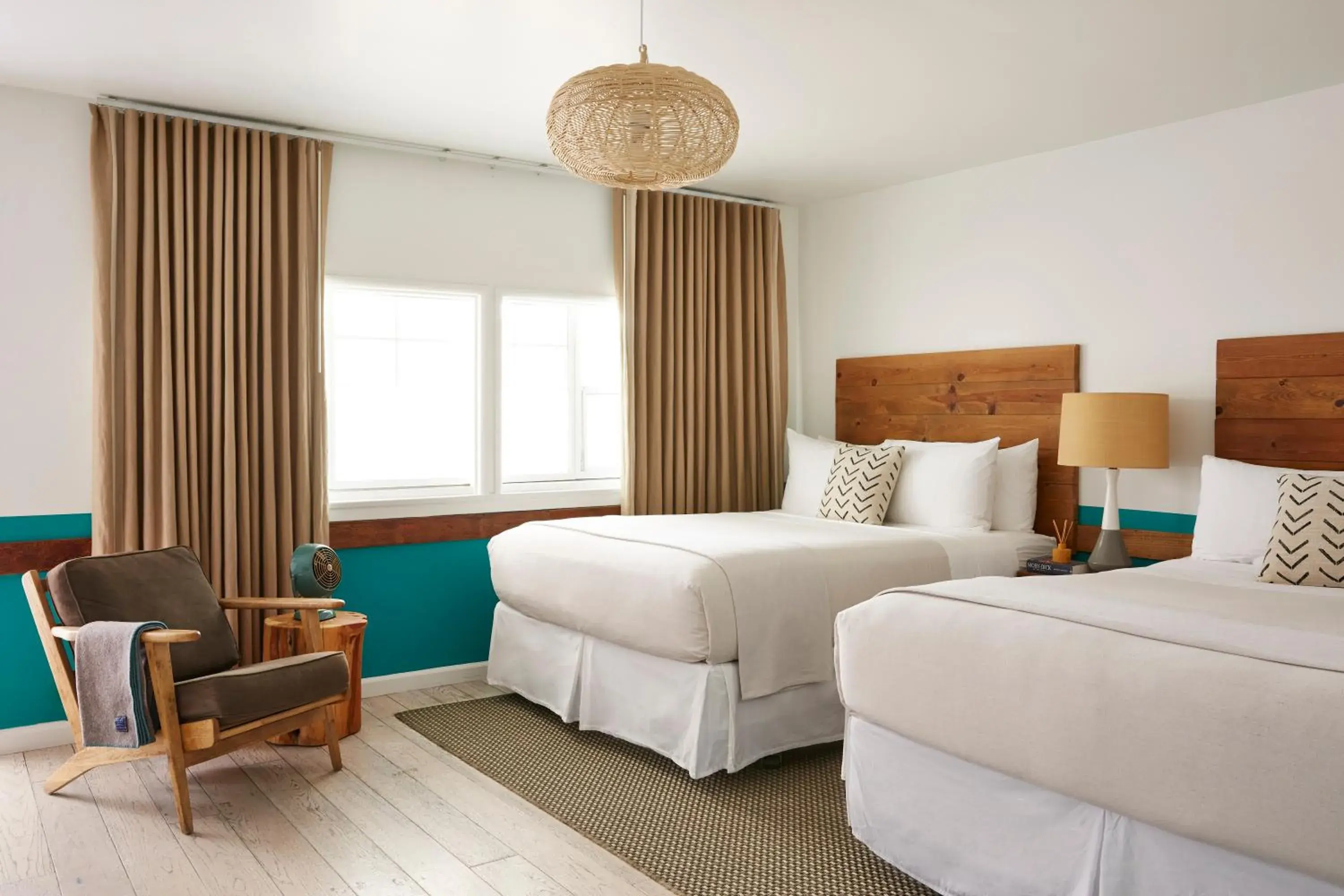 Bedroom, Bed in Cambria Beach Lodge Bedroom, Bed in Cambria Beach Lodge