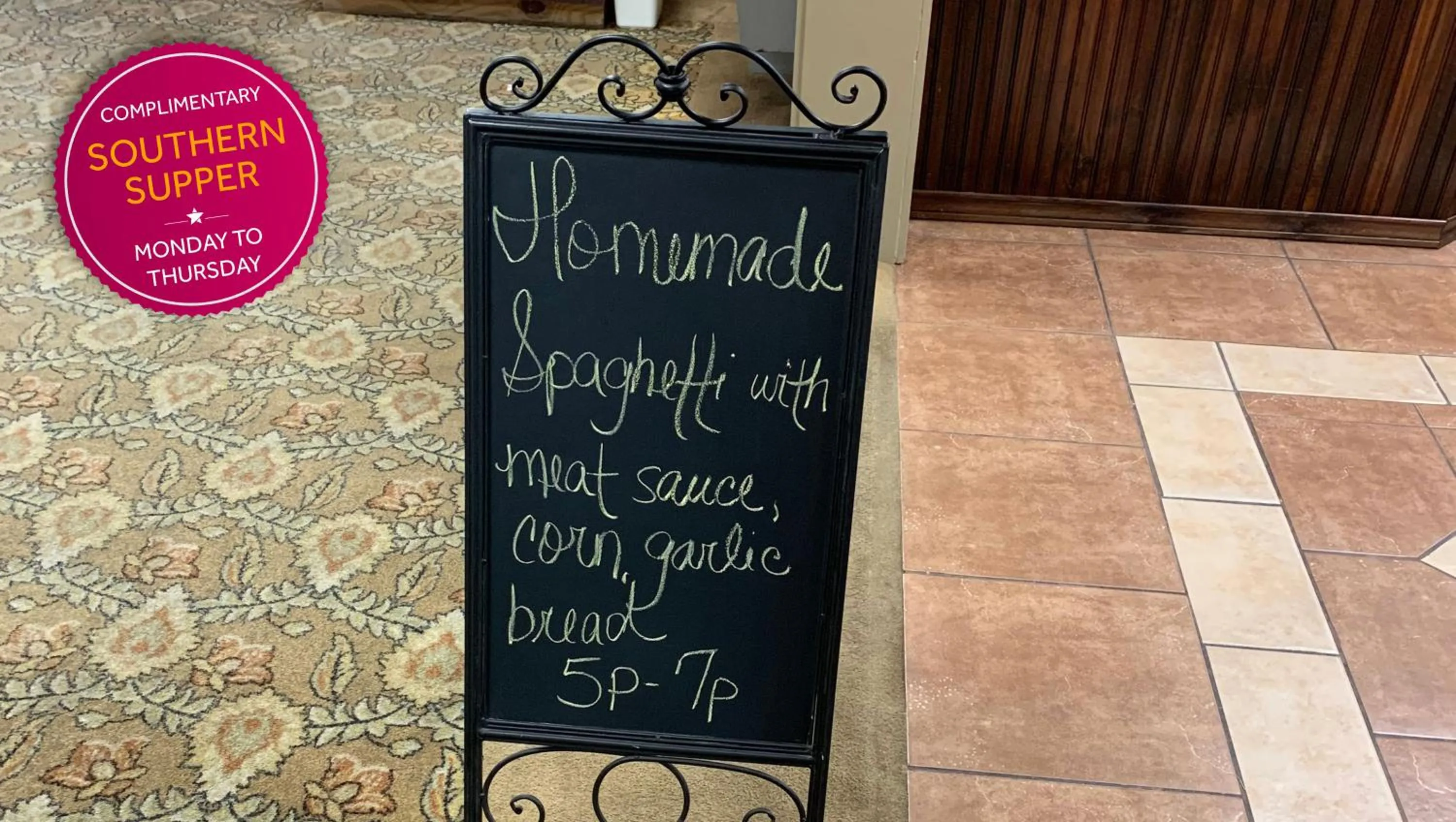 Restaurant/places to eat in Hotel Francis