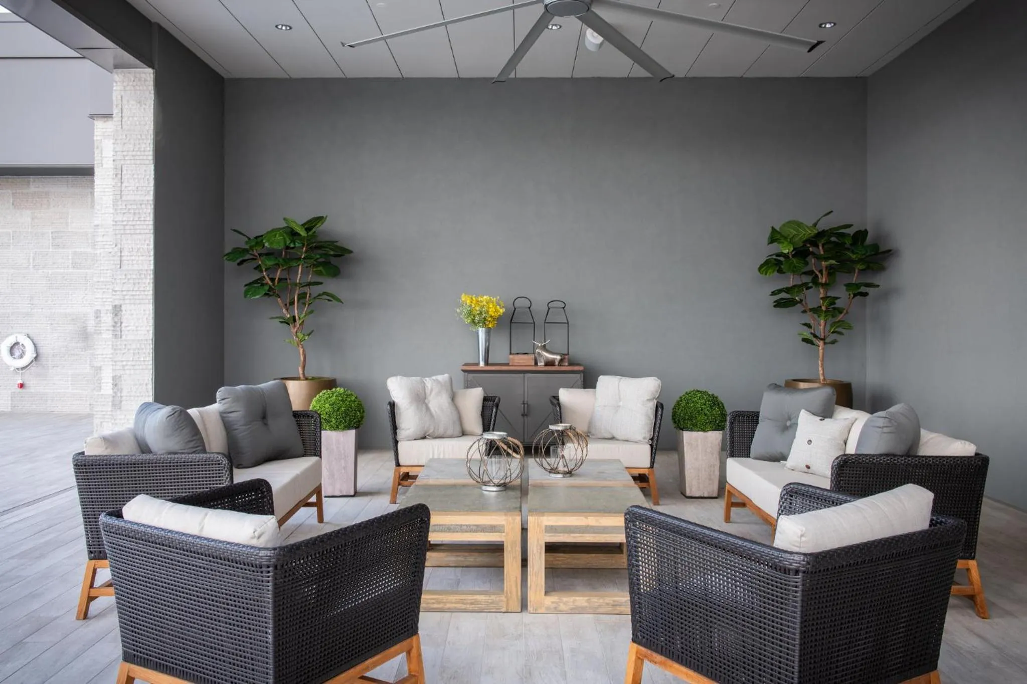 Decorative detail in Holiday Inn & Suites Nashville Downtown Broadway