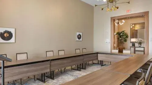 Holiday Inn & Suites Nashville Downtown - Broadway by IHG Holiday Inn & Suites Nashville Downtown - Broadway by IHG