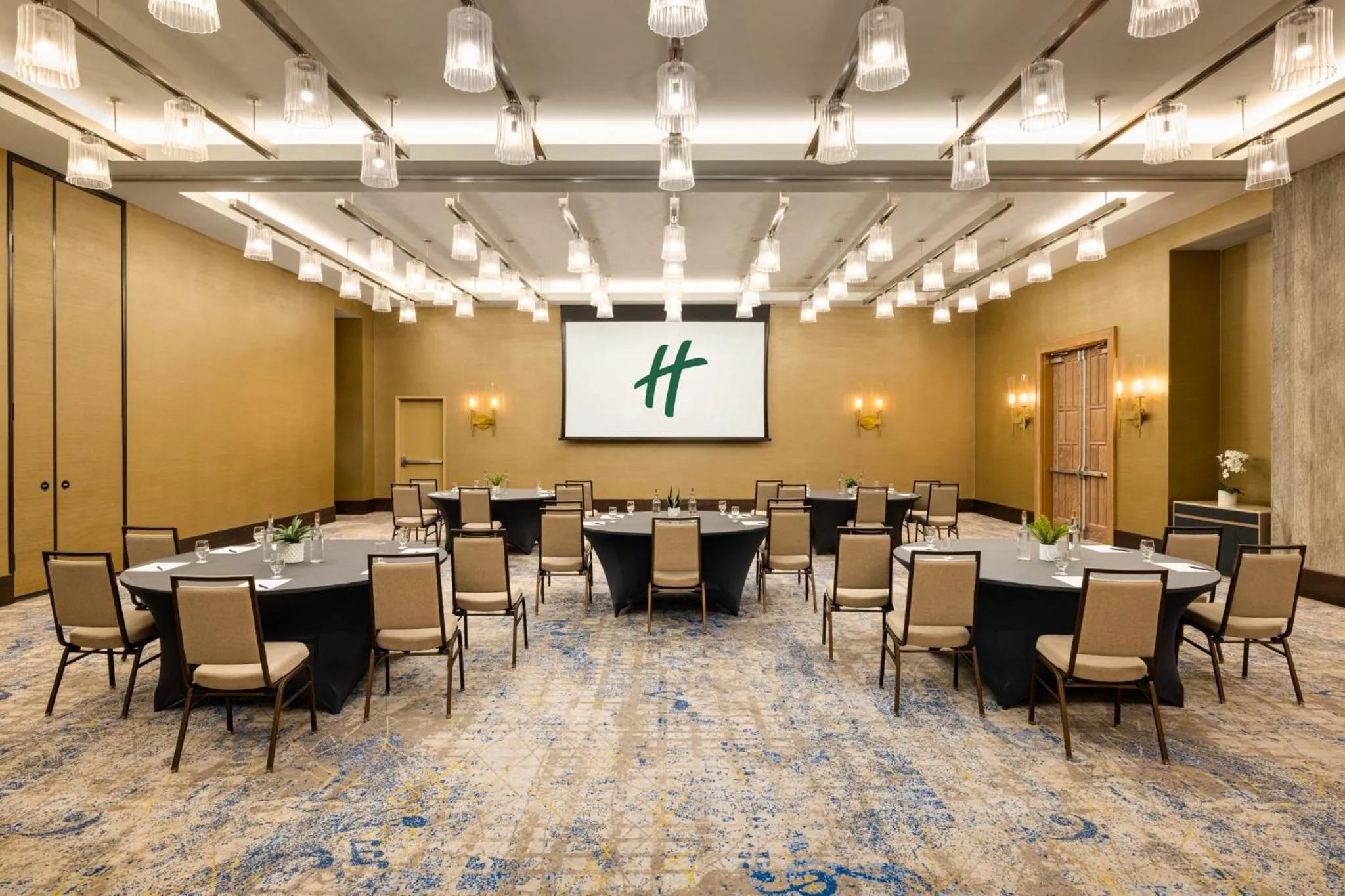 Meeting/conference room in Holiday Inn & Suites Nashville Downtown Broadway