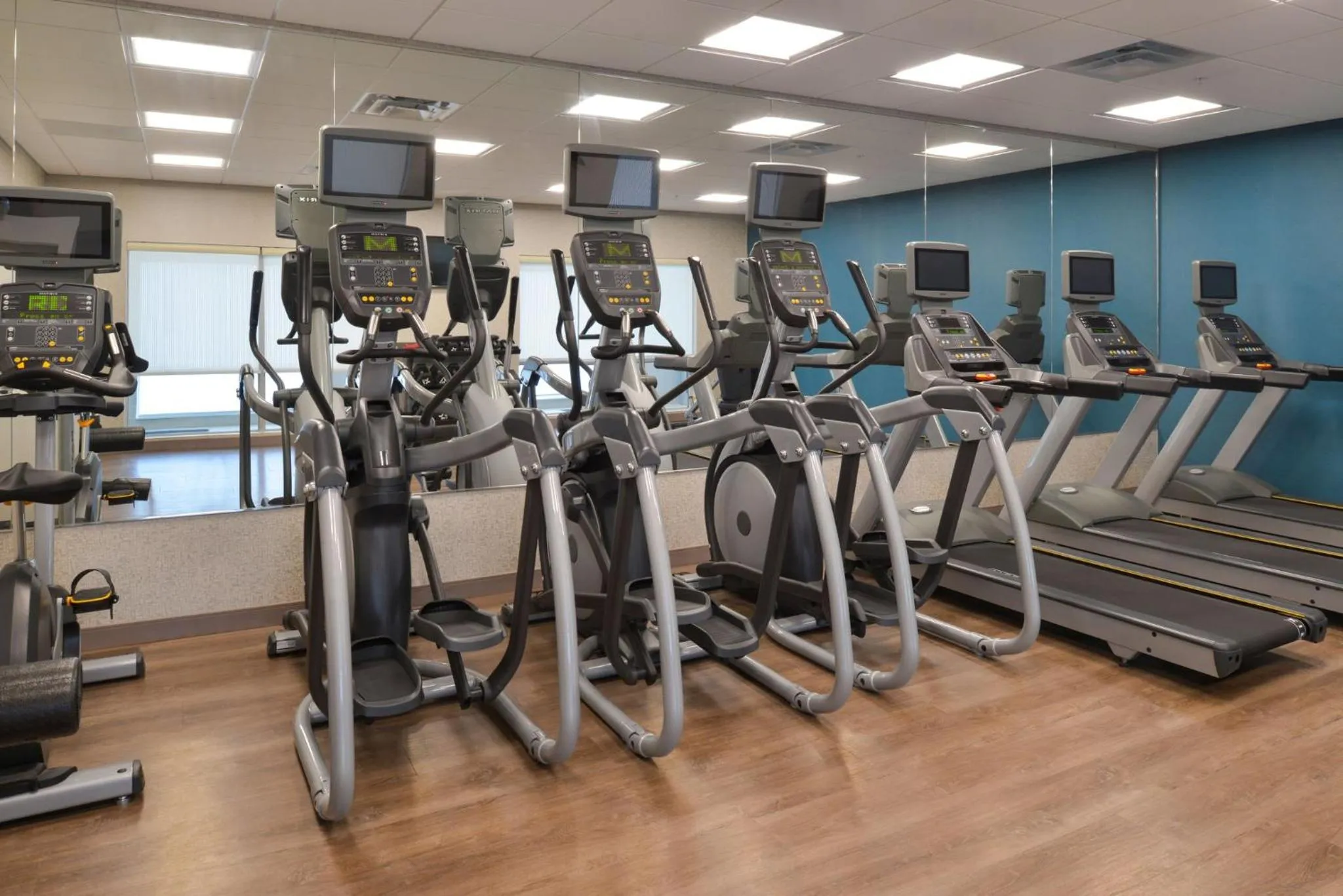 Fitness centre/facilities in Holiday Inn Express & Suites - Ottumwa by IHG