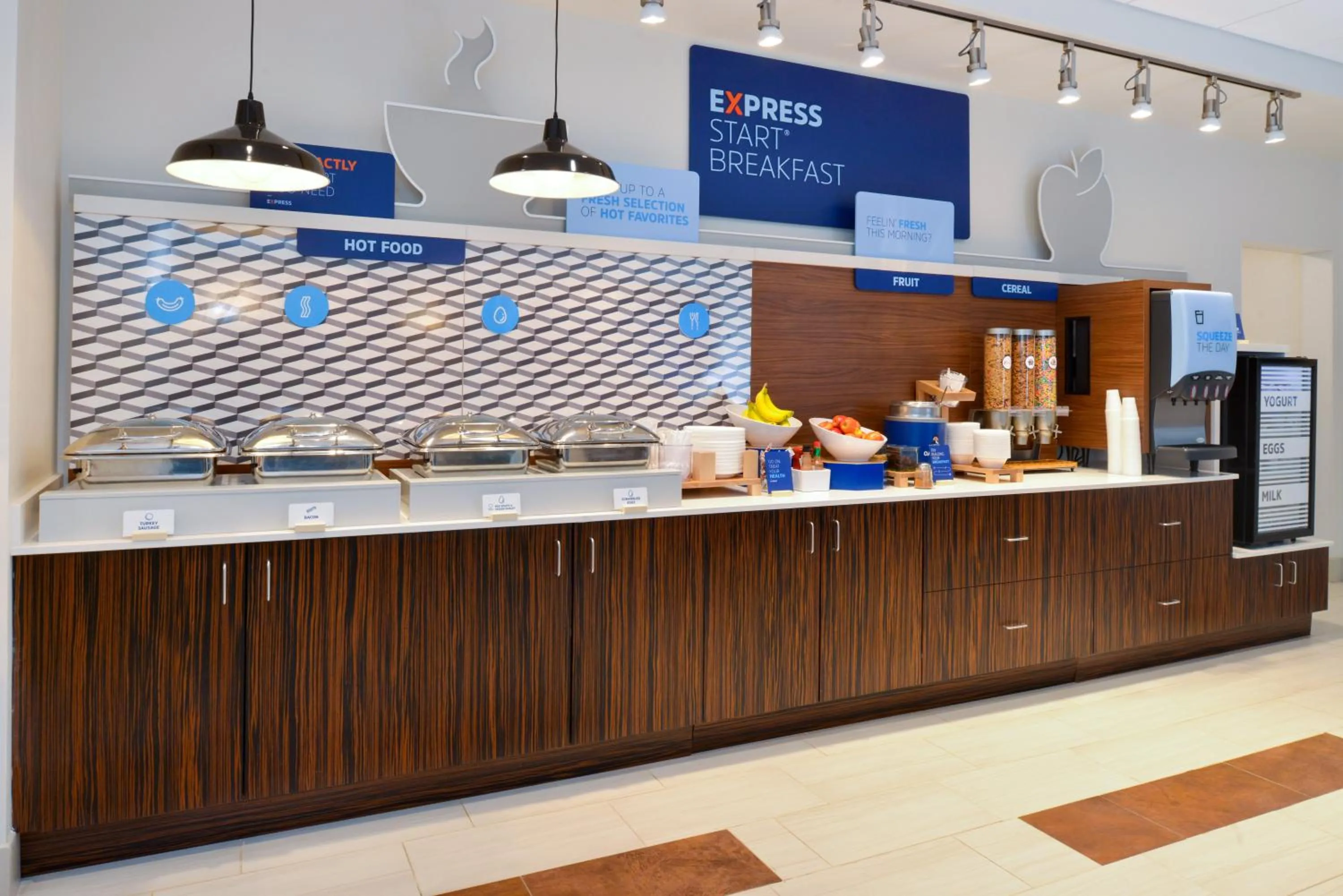 Restaurant/places to eat in Holiday Inn Express & Suites - Ottumwa by IHG