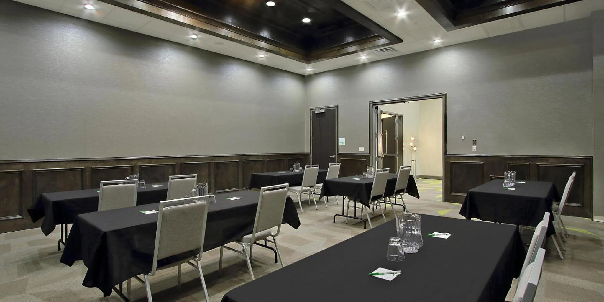 Meeting/conference room in Holiday Inn Hattiesburg - North by IHG