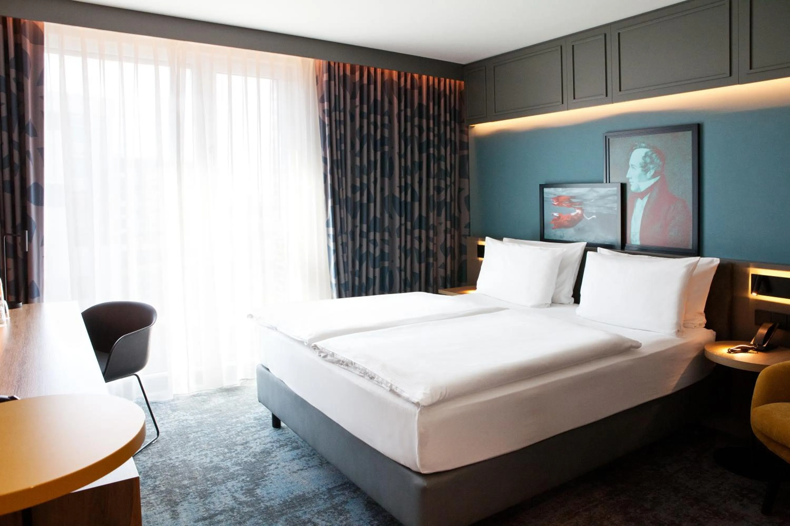 Bed in Holiday Inn - Hamburg - HafenCity by IHG