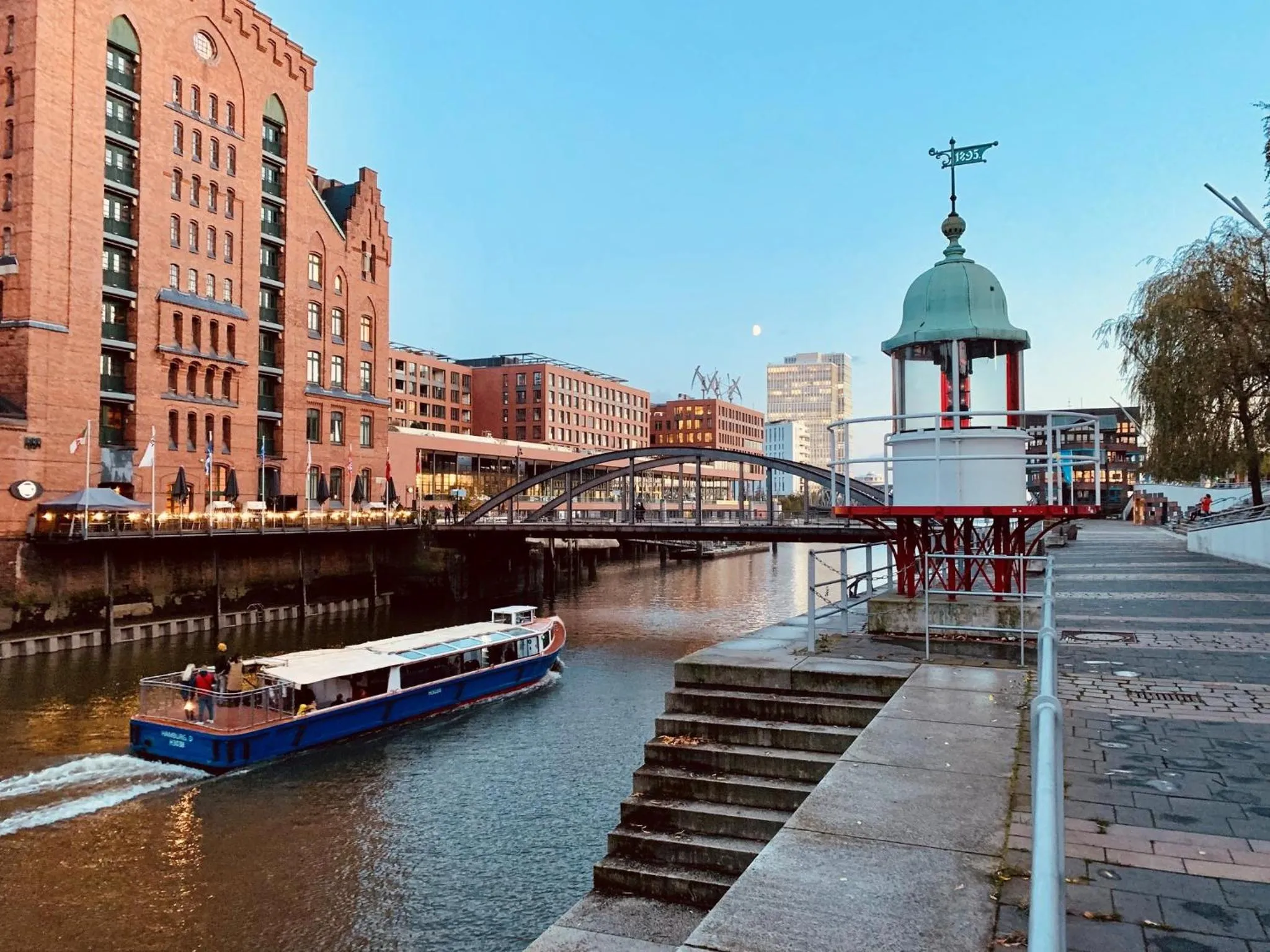 Area and facilities in Holiday Inn - Hamburg - HafenCity by IHG