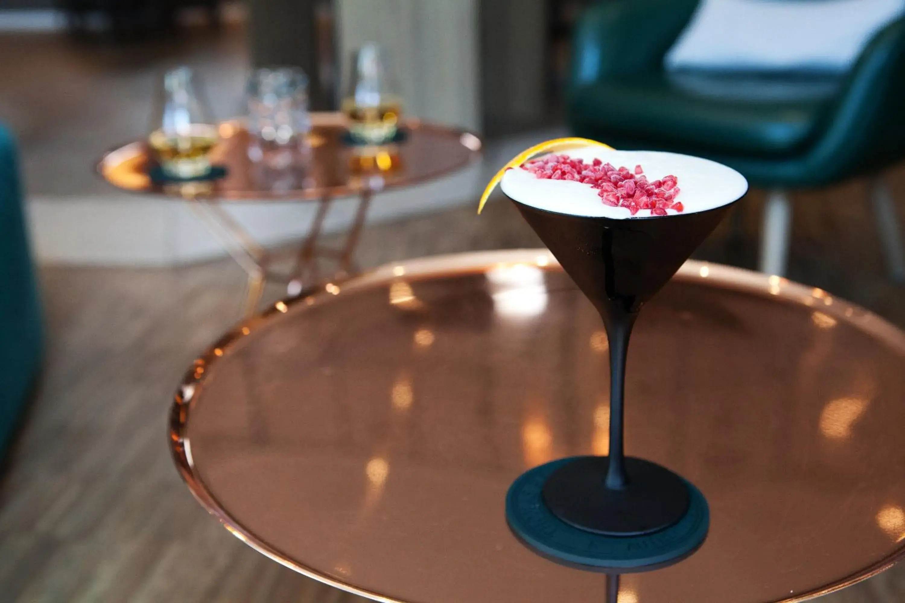 Lounge or bar in Holiday Inn - Hamburg - HafenCity by IHG Lounge or bar in Holiday Inn - Hamburg - HafenCity by IHG