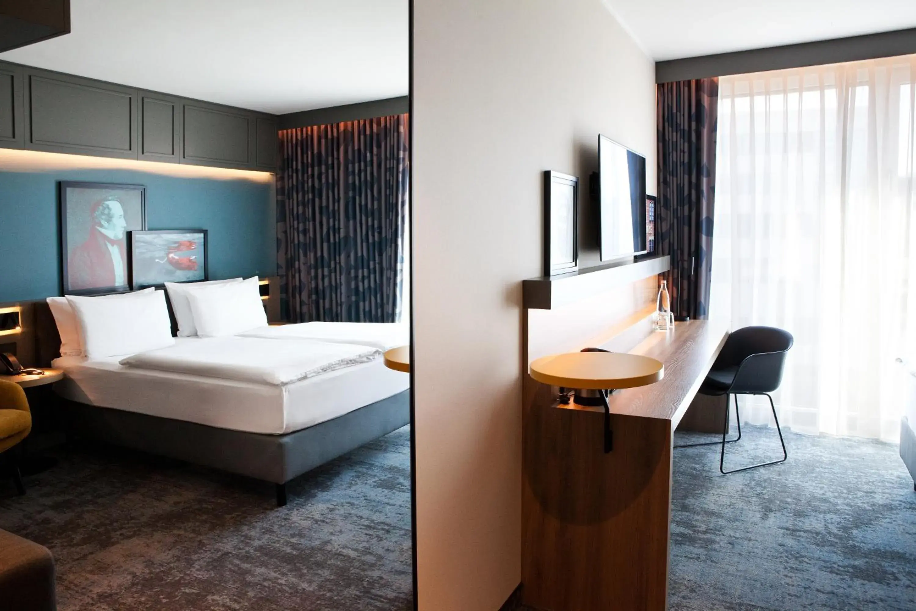 Bed in Holiday Inn - Hamburg - HafenCity by IHG Bed in Holiday Inn - Hamburg - HafenCity by IHG