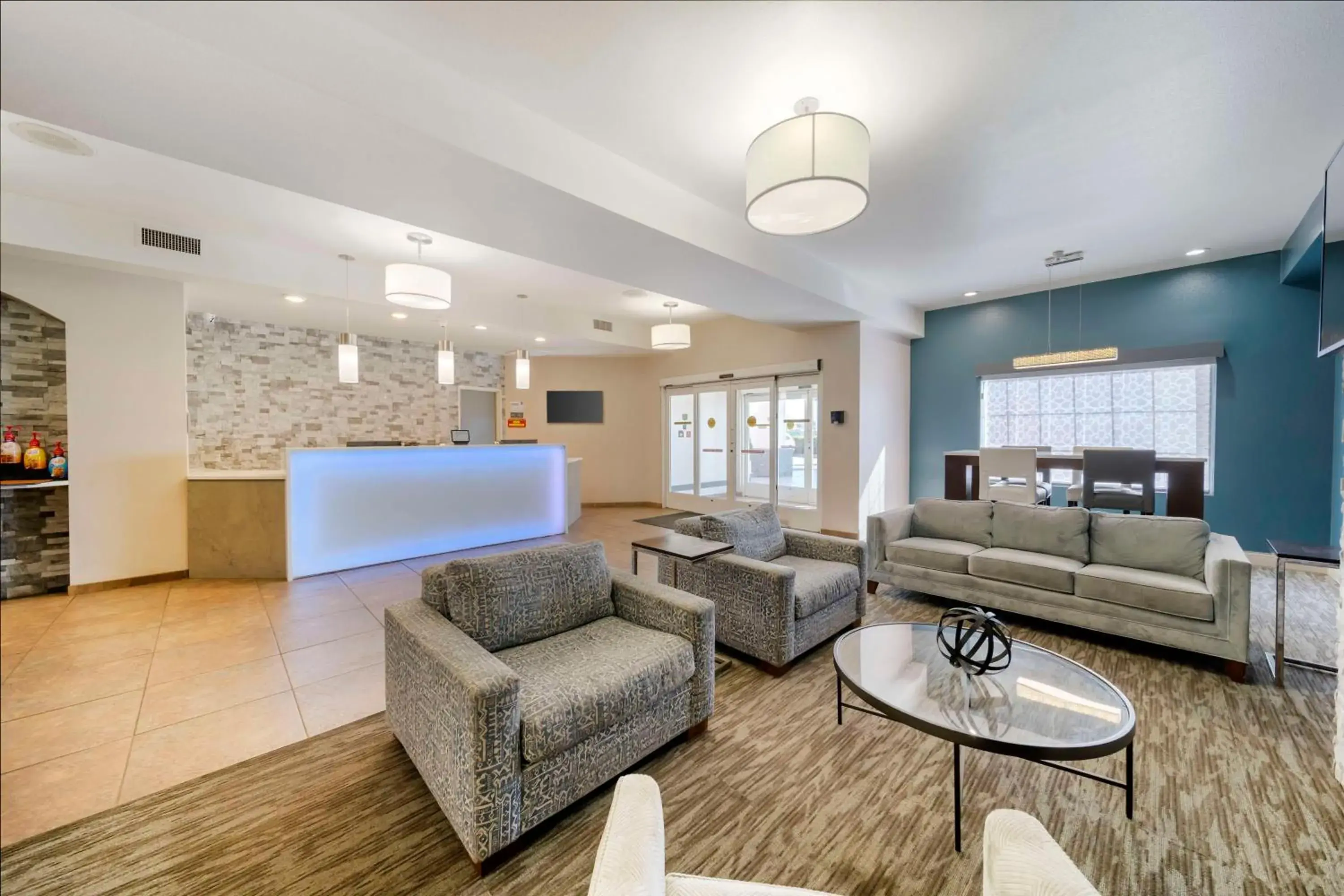 Lobby or reception in Best Western Crater Lake Highway White City/Medford Lobby or reception in Best Western Crater Lake Highway White City/Medford