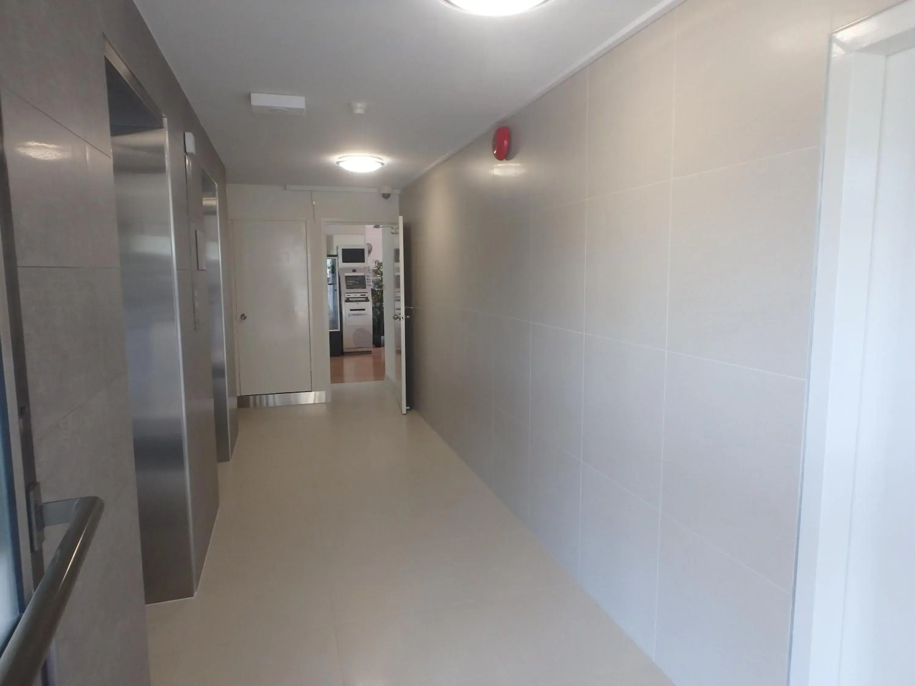 Facade/entrance in Burleigh Gardens North Hi-Rise Holiday Apartments Facade/entrance in Burleigh Gardens North Hi-Rise Holiday Apartments