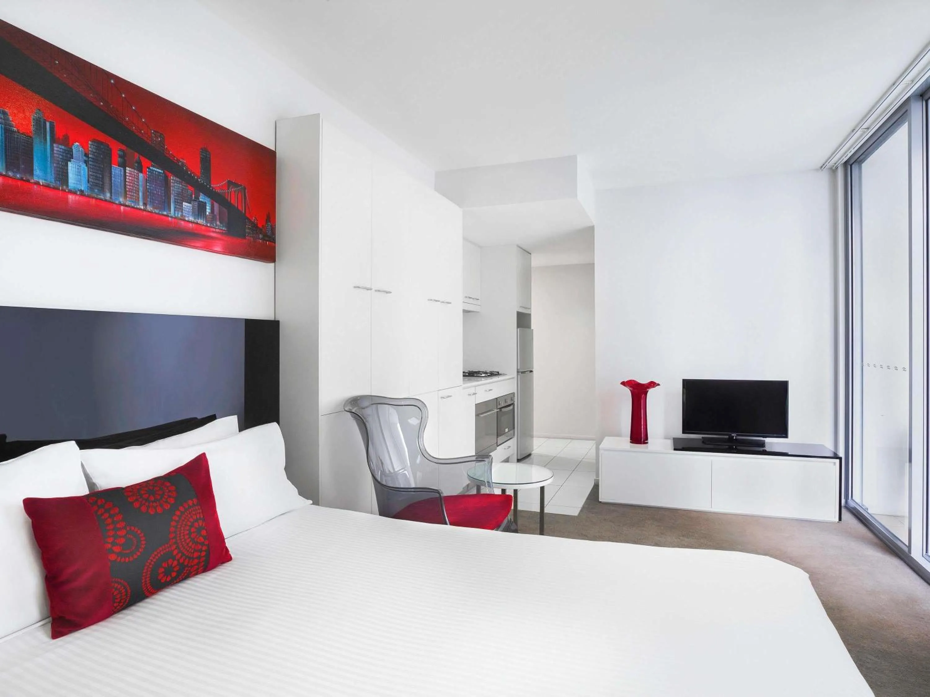 Bedroom, Bed in Mantra Midtown