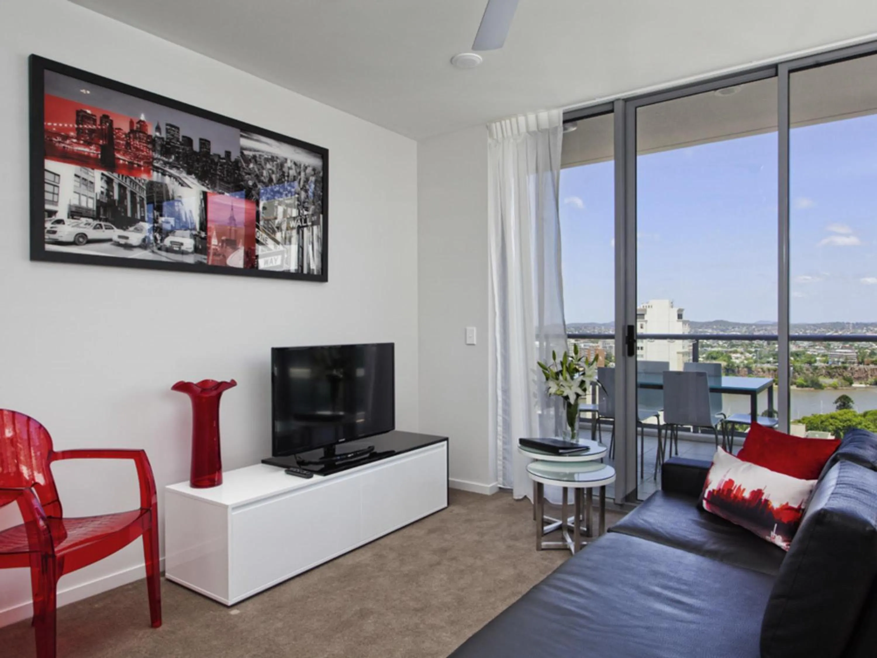 Bedroom in Mantra Midtown