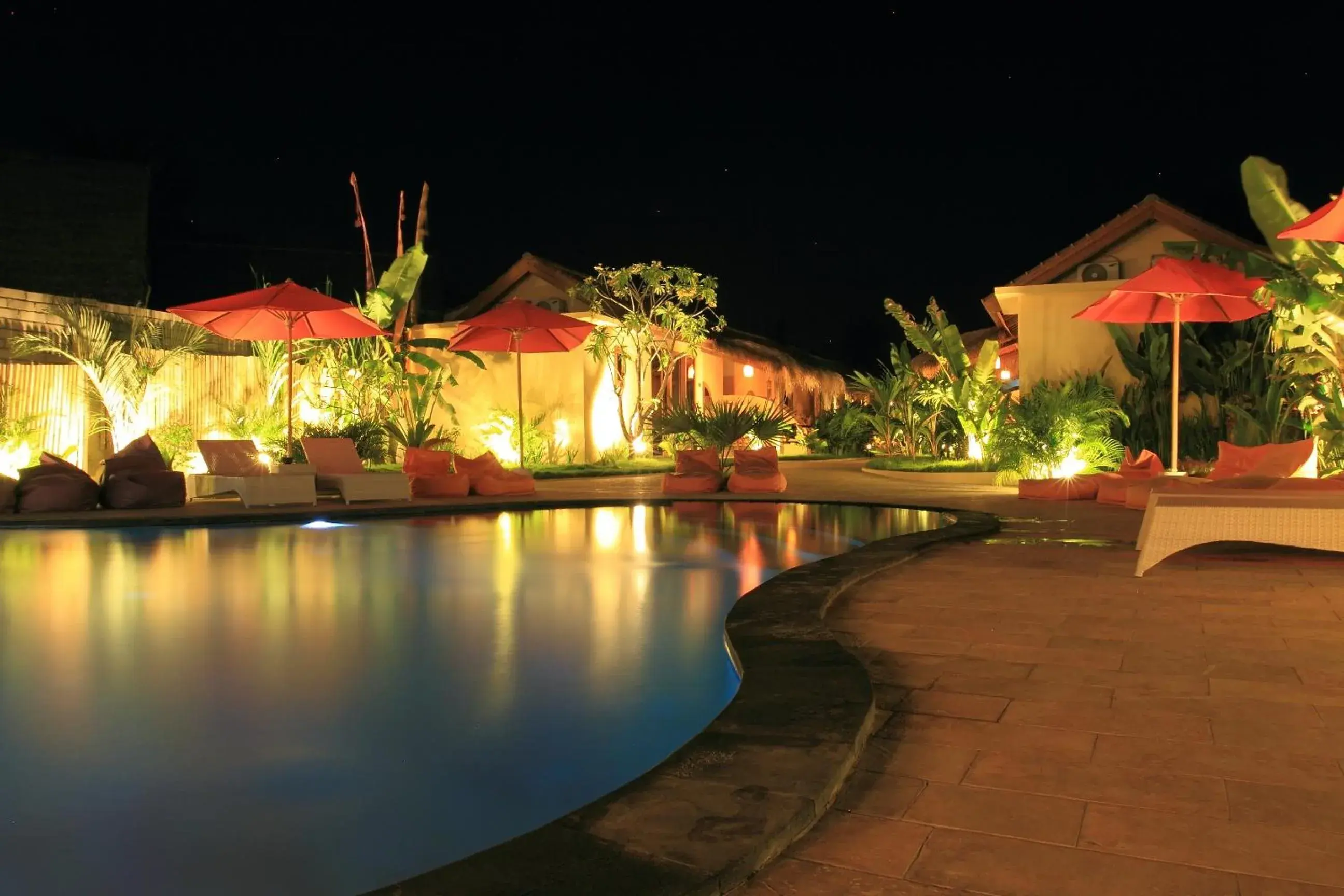 Swimming pool in Laguna Gili Swimming pool in Laguna Gili