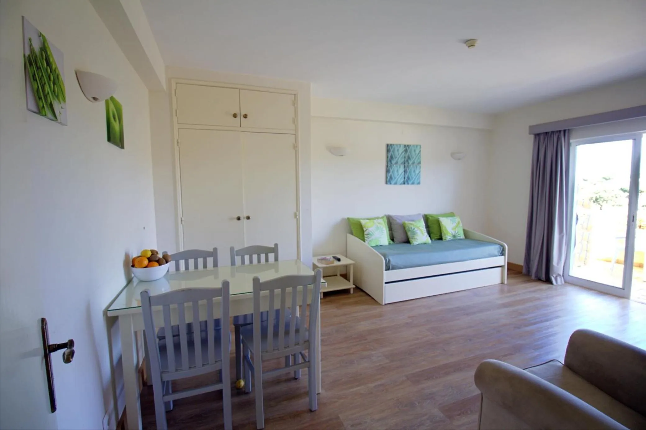 Living room, Bed in WOT Algarve Soul