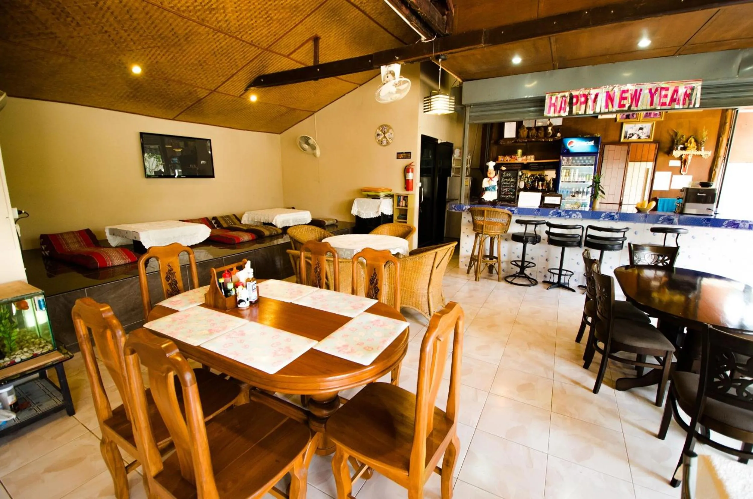 Lounge or bar in Nid's Bungalows