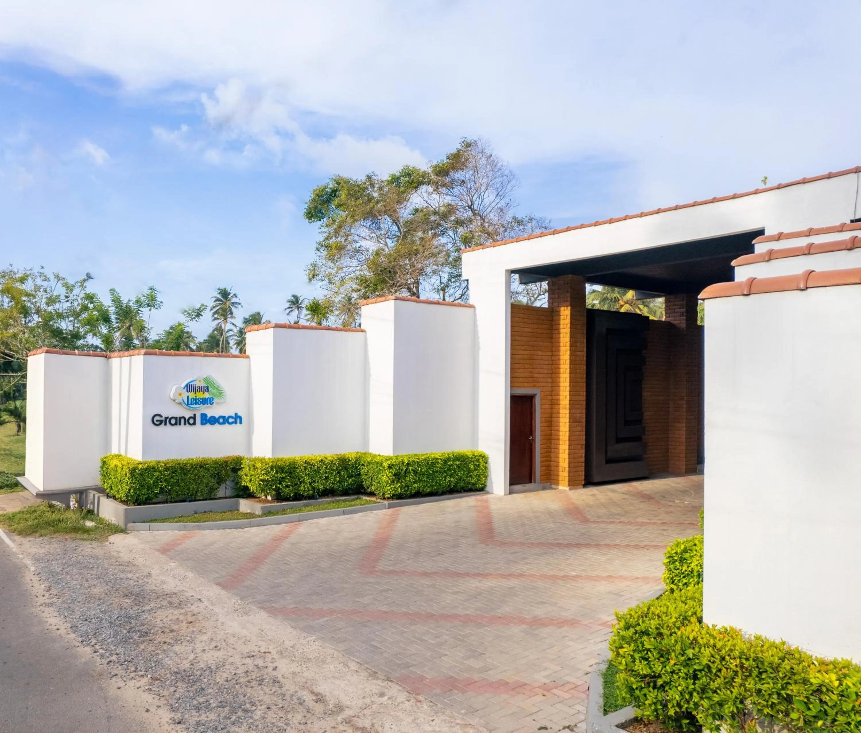 Facade/entrance in Grand Beach