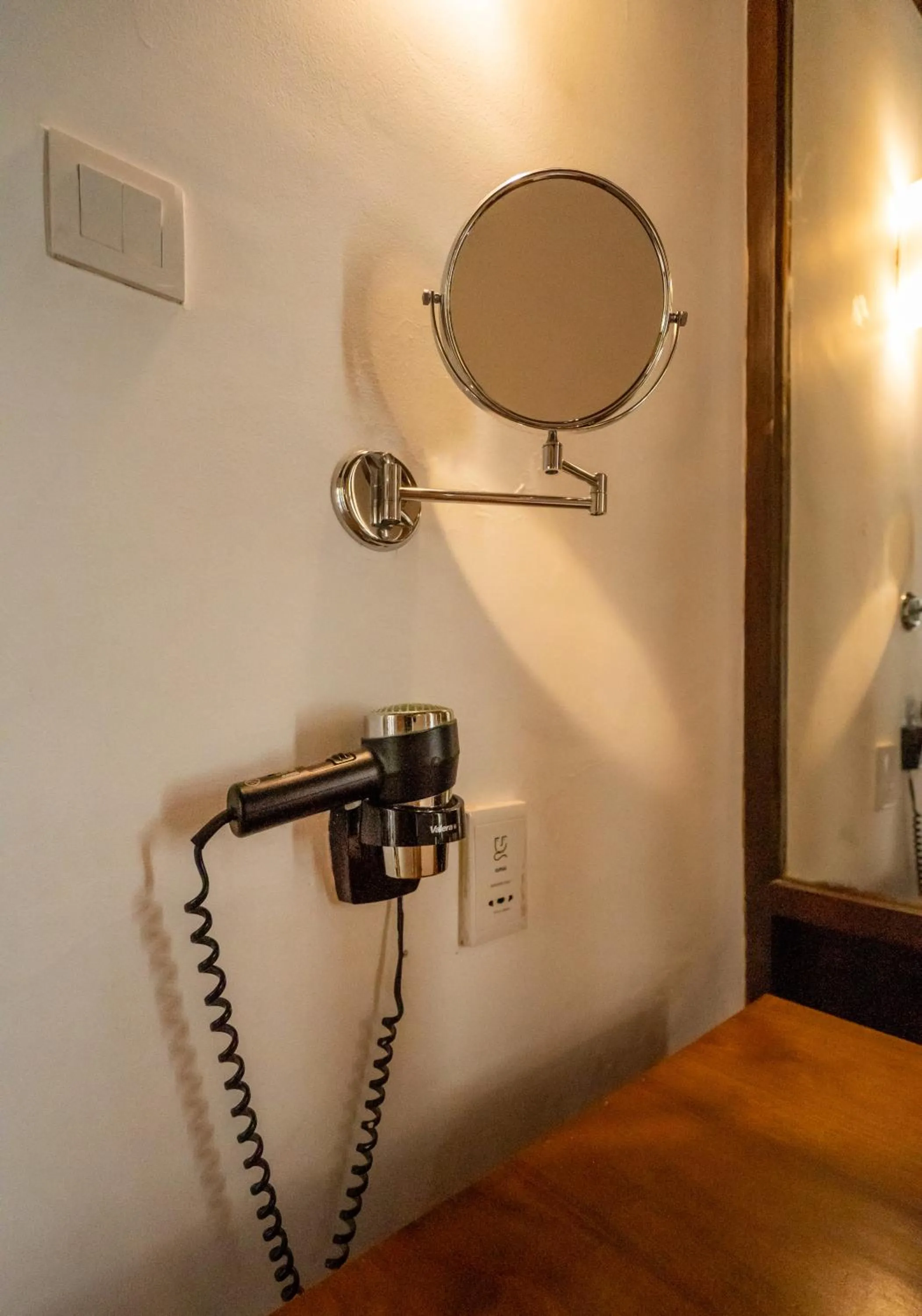 hair dryier in Grand Beach