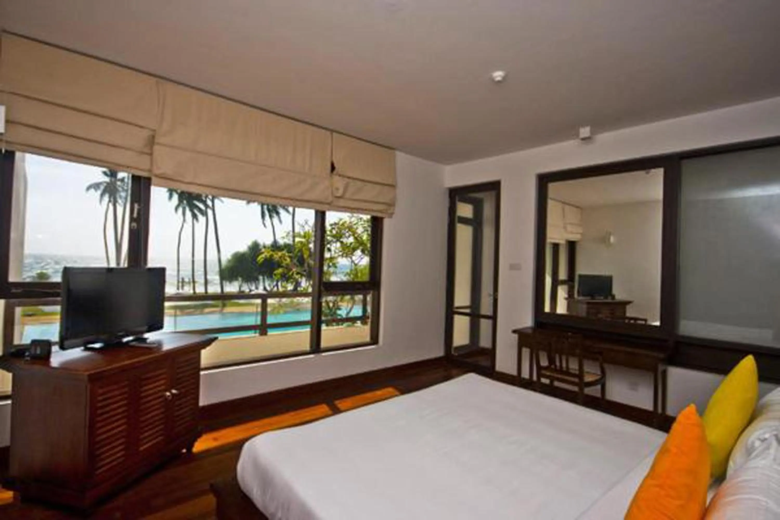 TV and multimedia, Bed in Grand Beach