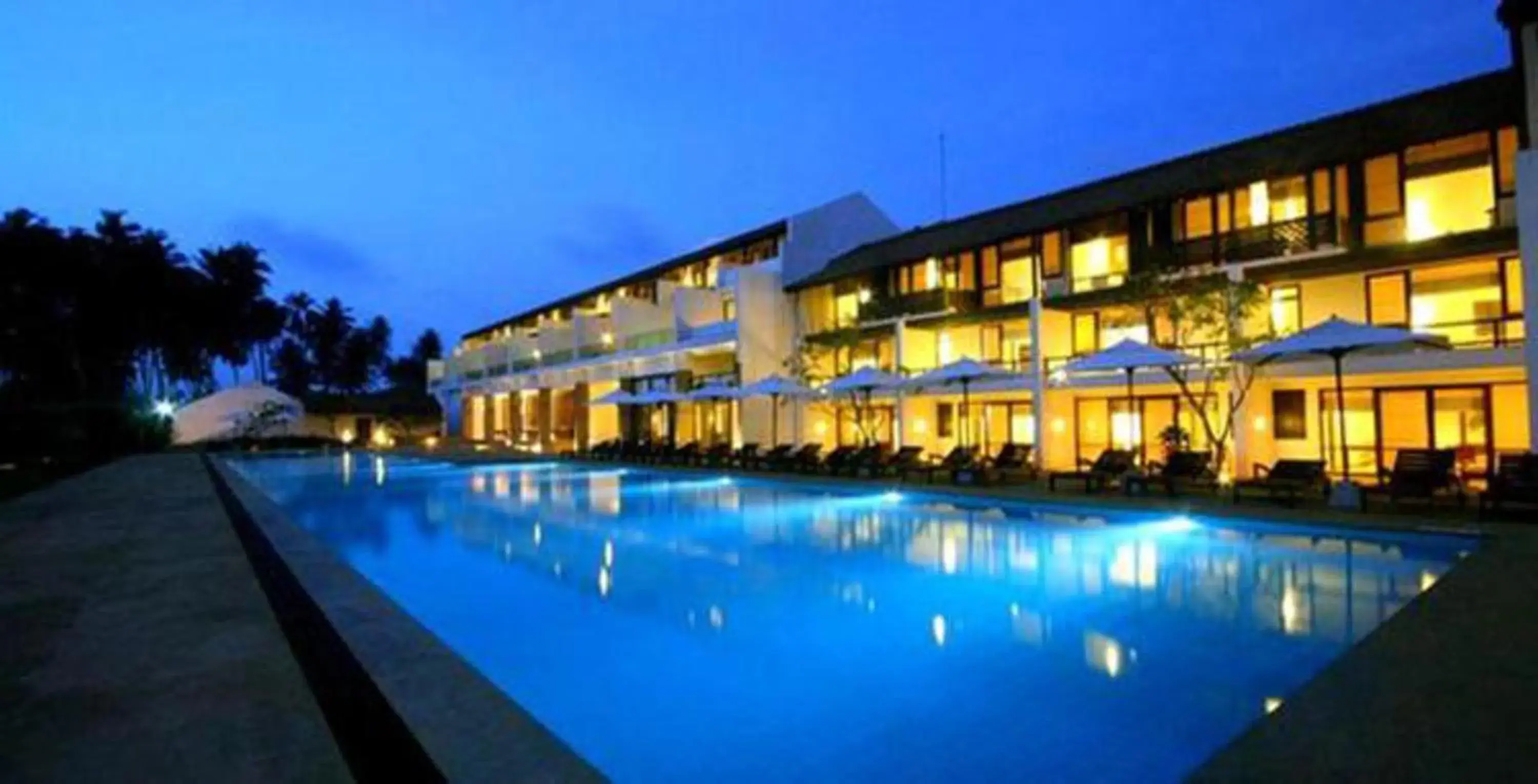 Property building in Grand Beach Property building in Grand Beach