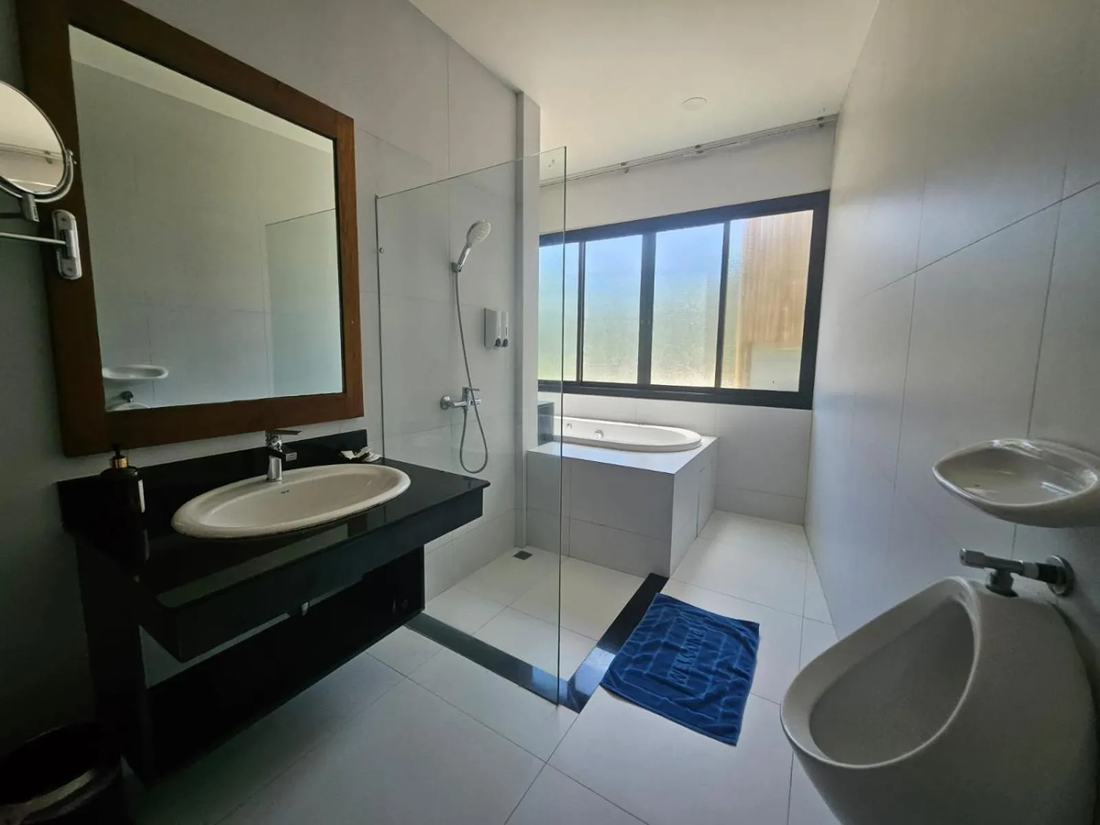 Shower in Samui Mekkala Seaview