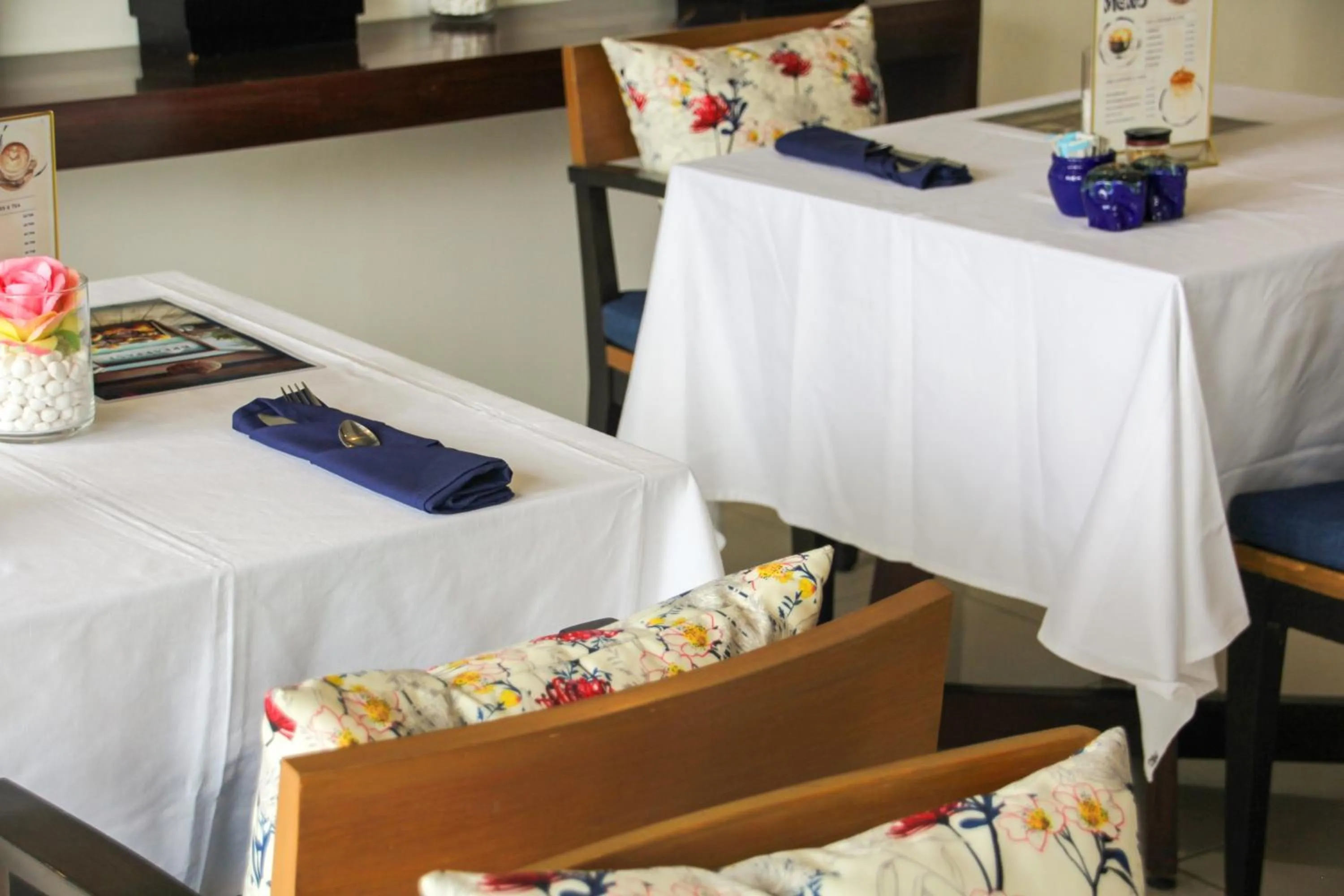 Dining area, Bed in Samui Mekkala Seaview