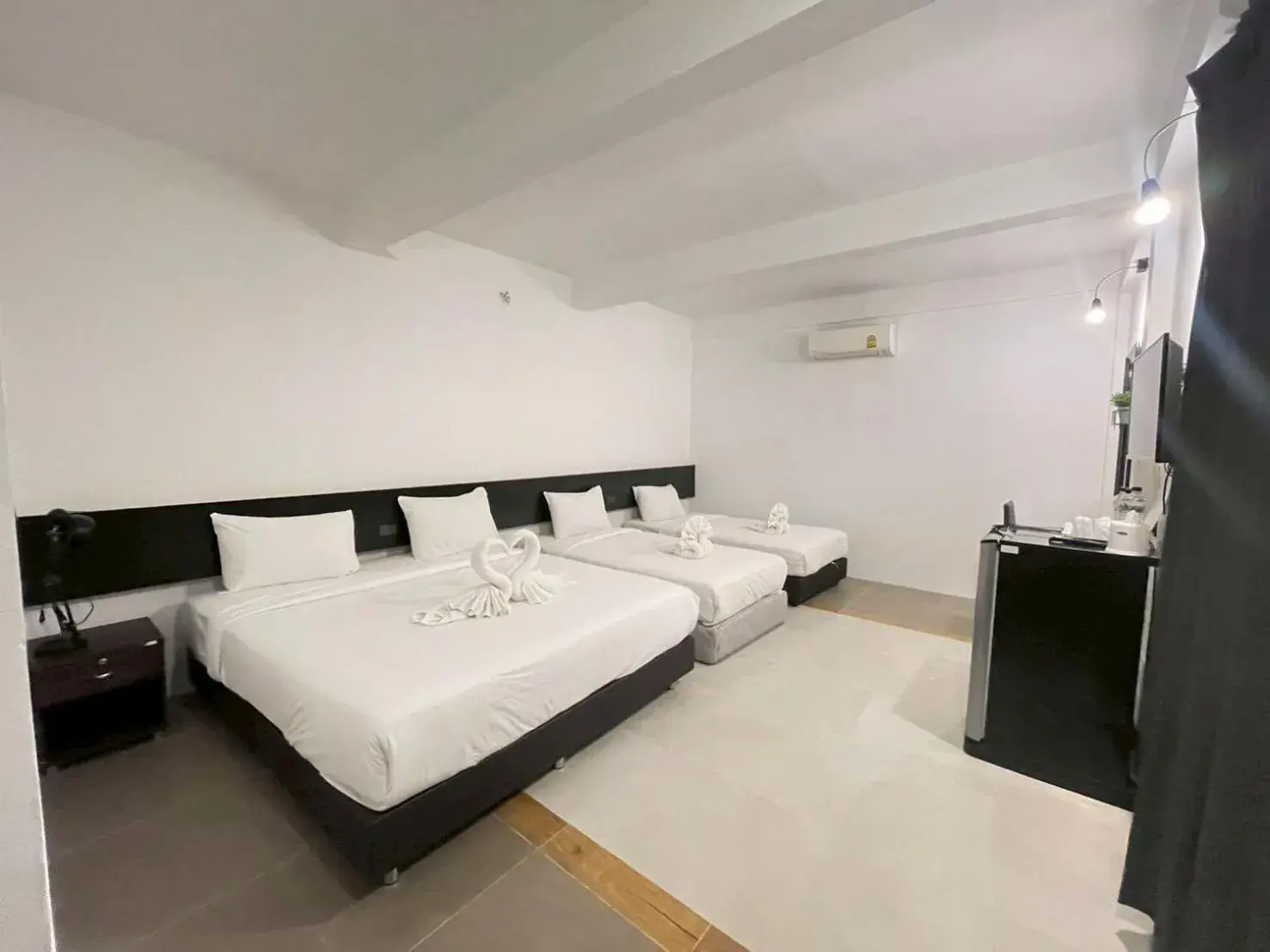 Bed in Azz Hotel Bed in Azz Hotel