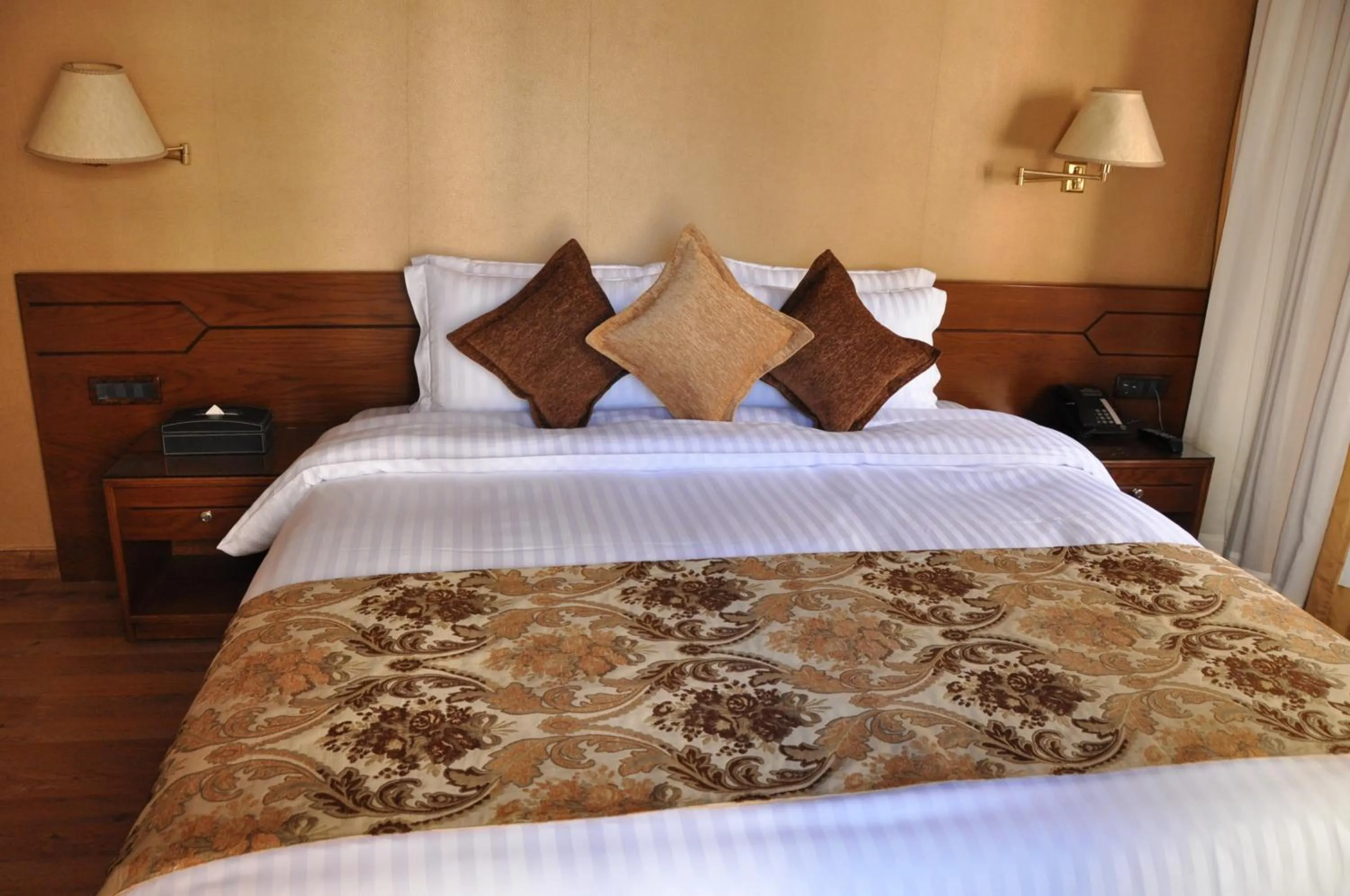 Bed in Orient Prince Hotel