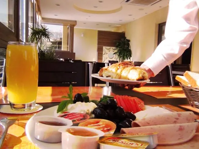 Food in Orient Prince Hotel