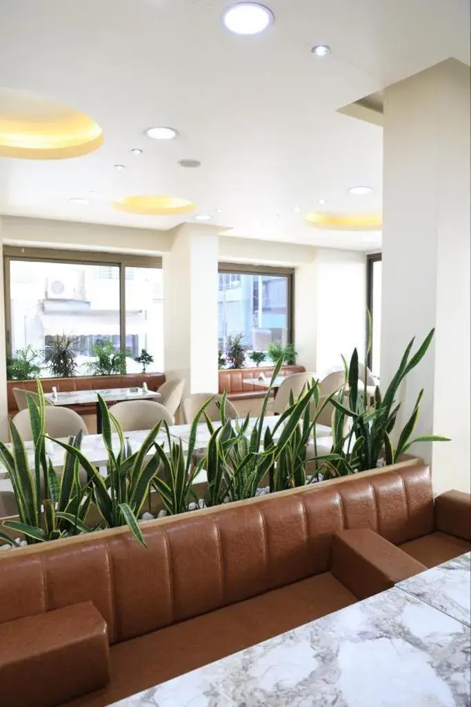 Restaurant/places to eat in Orient Prince Hotel Restaurant/places to eat in Orient Prince Hotel